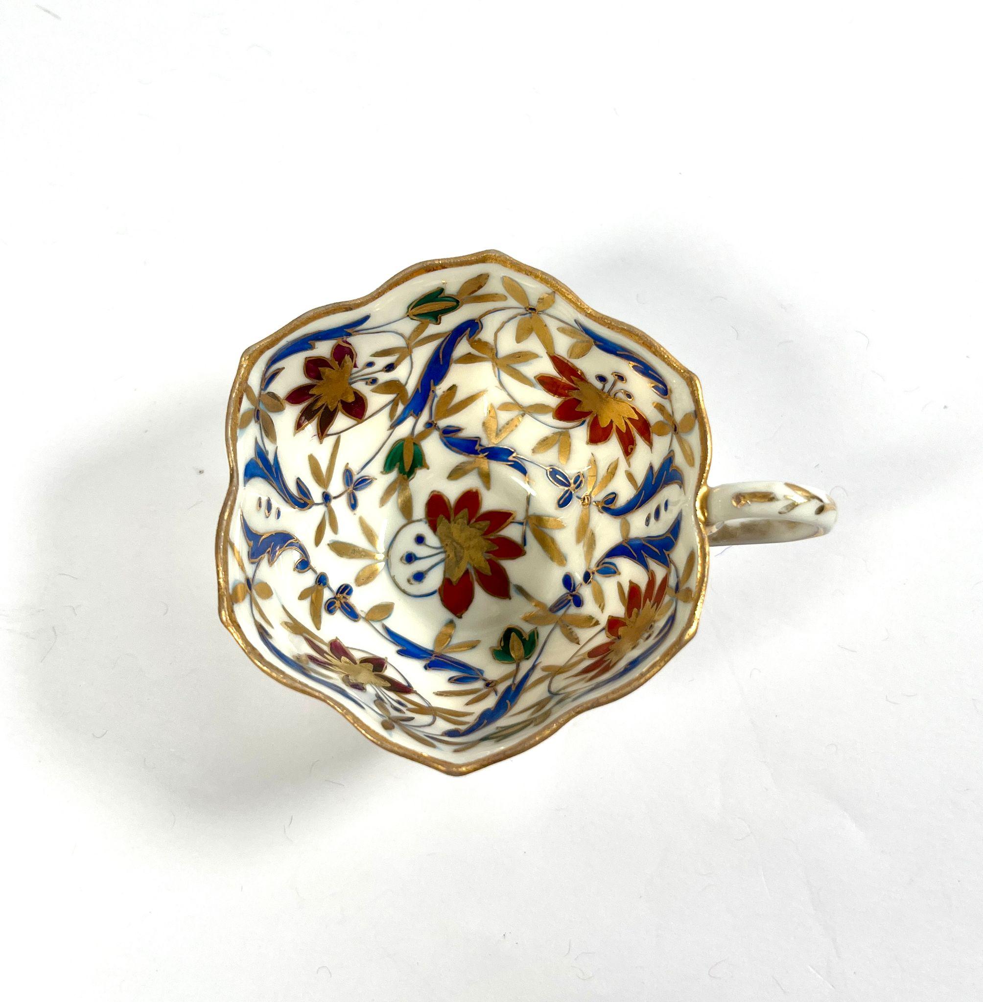 Servizio di 5 tazze e piattini in porcellana Fischer e Mieg - CIRCA 1850 in vendita 4