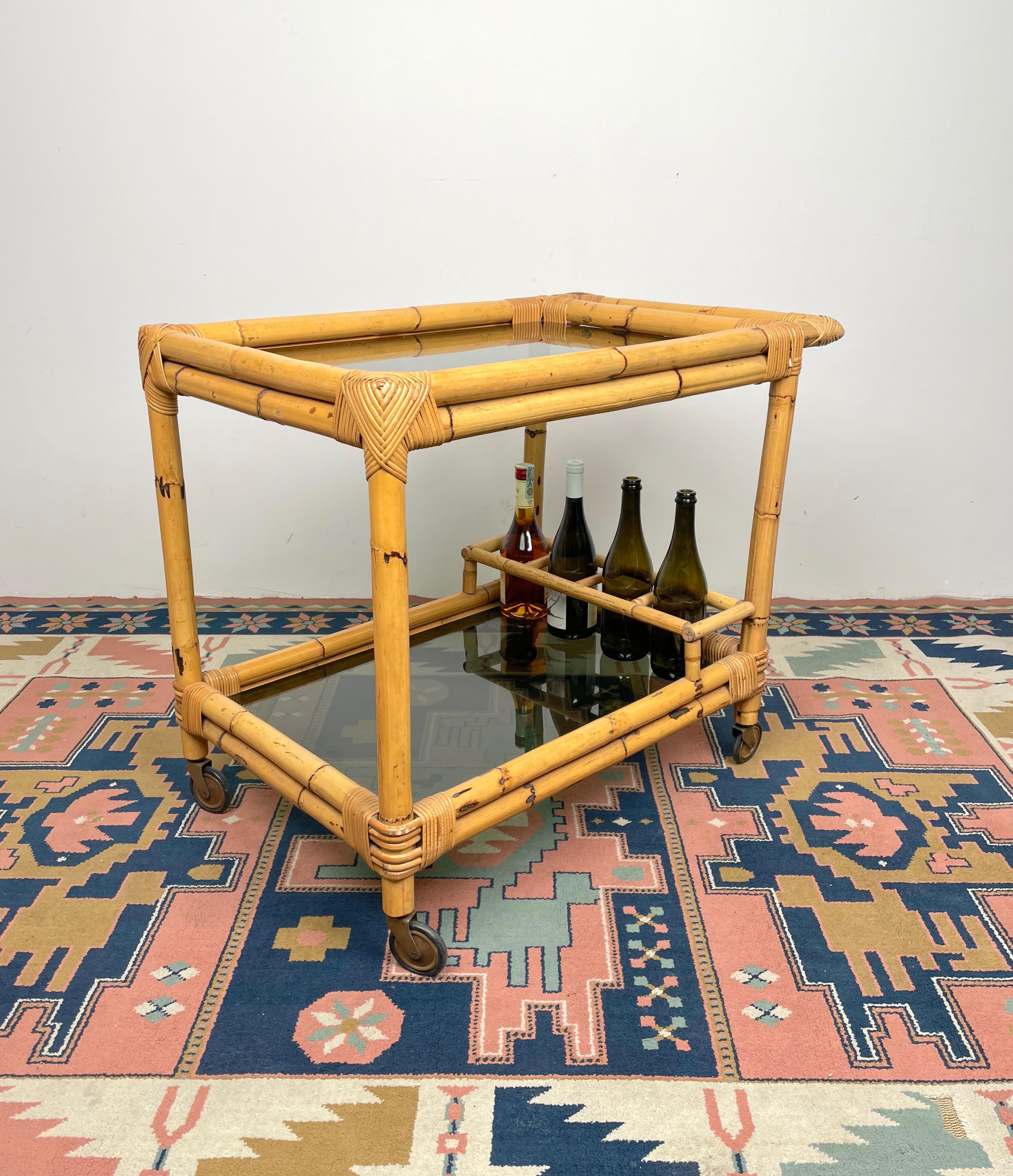 Serving Bar Cart Bamboo and Smoked Glass, Italy 1970s For Sale 1