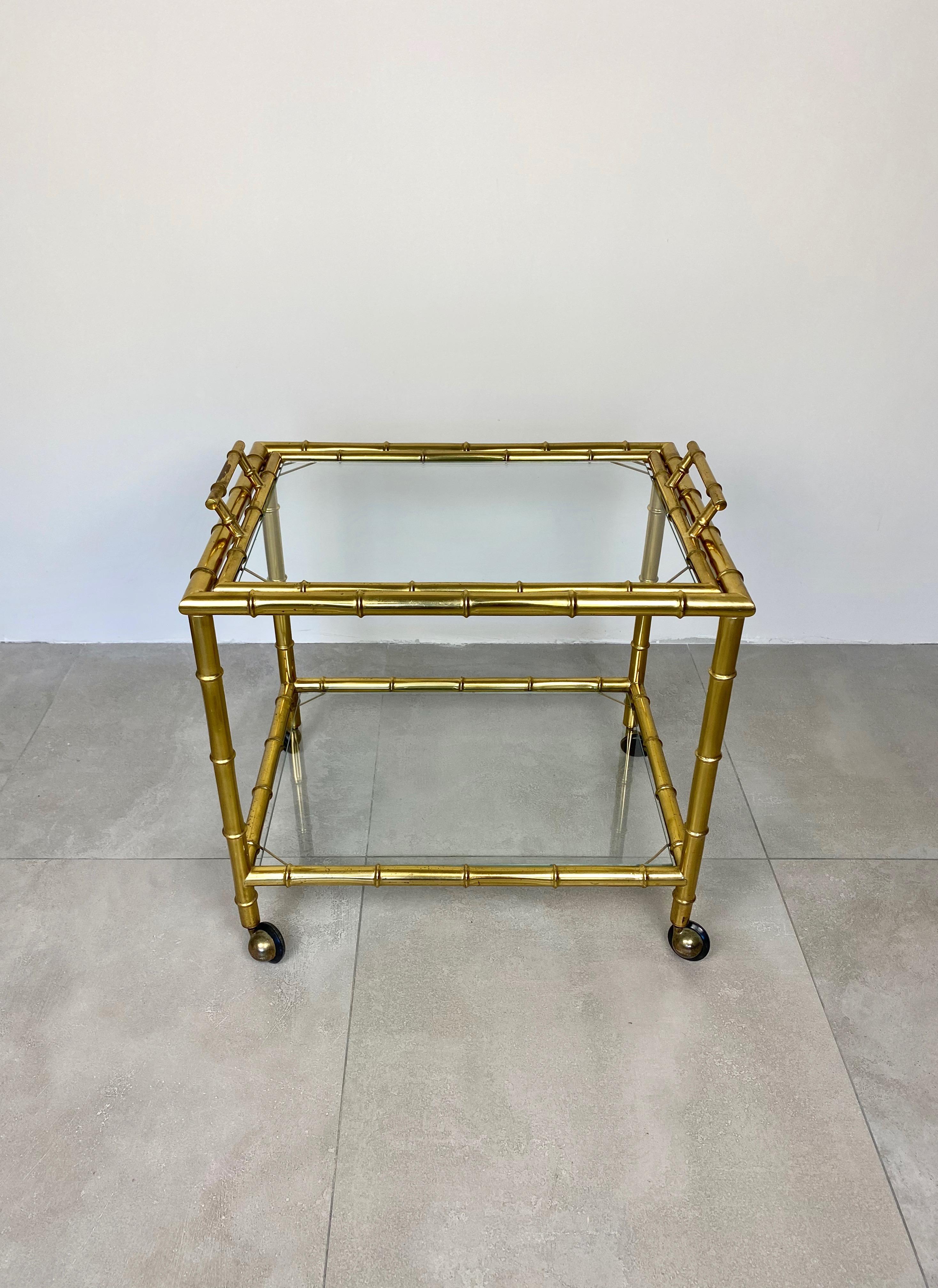 Mid-20th Century Serving Bar Cart Tray in Brass Faux Bamboo Effect and Glass, Italy, 1960s For Sale