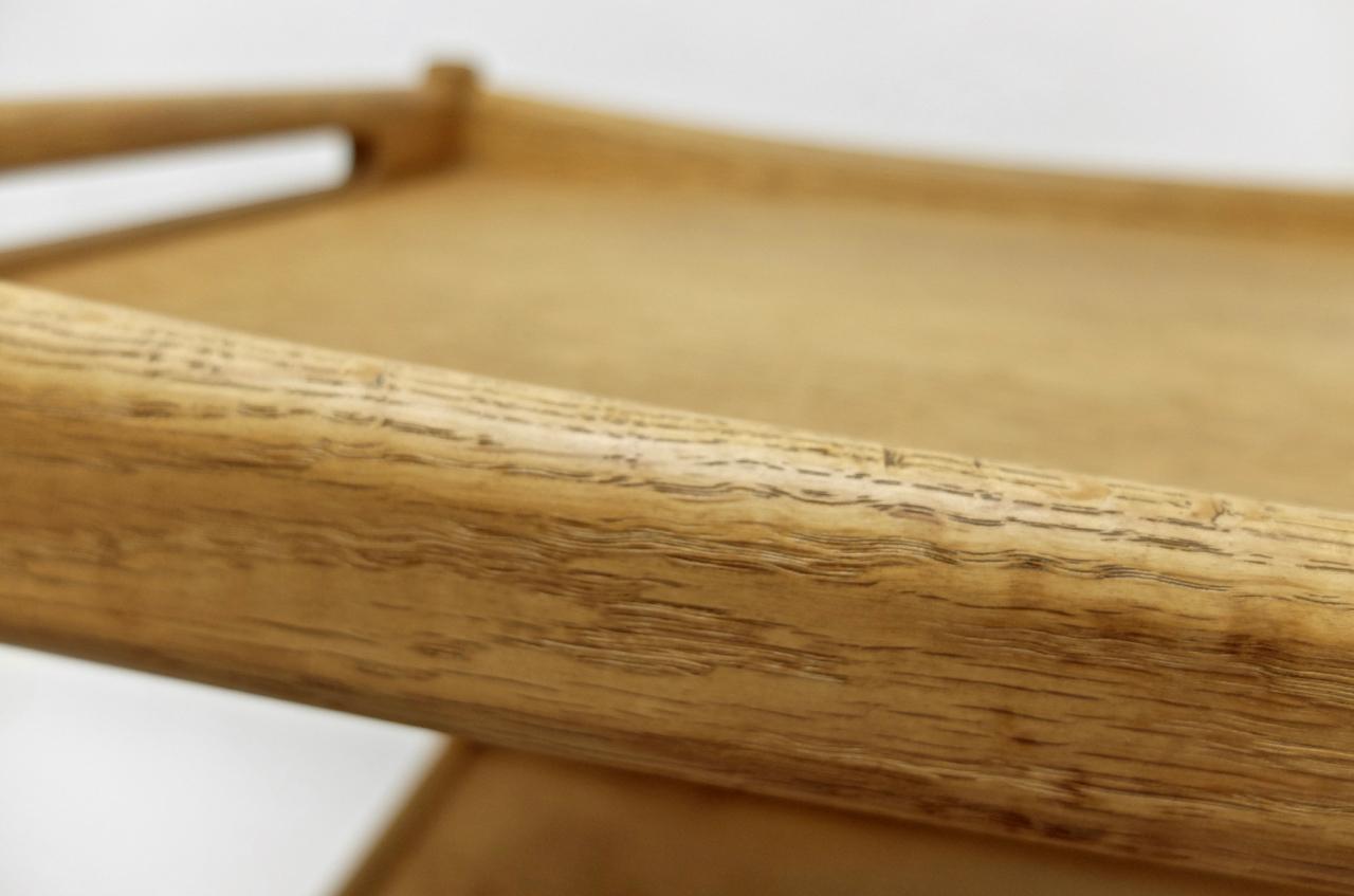 Serving Bar Cart Trolley AT-45 by Hans J. Wegner in Oak for Tuck in Denmark In Good Condition In Essen, NW