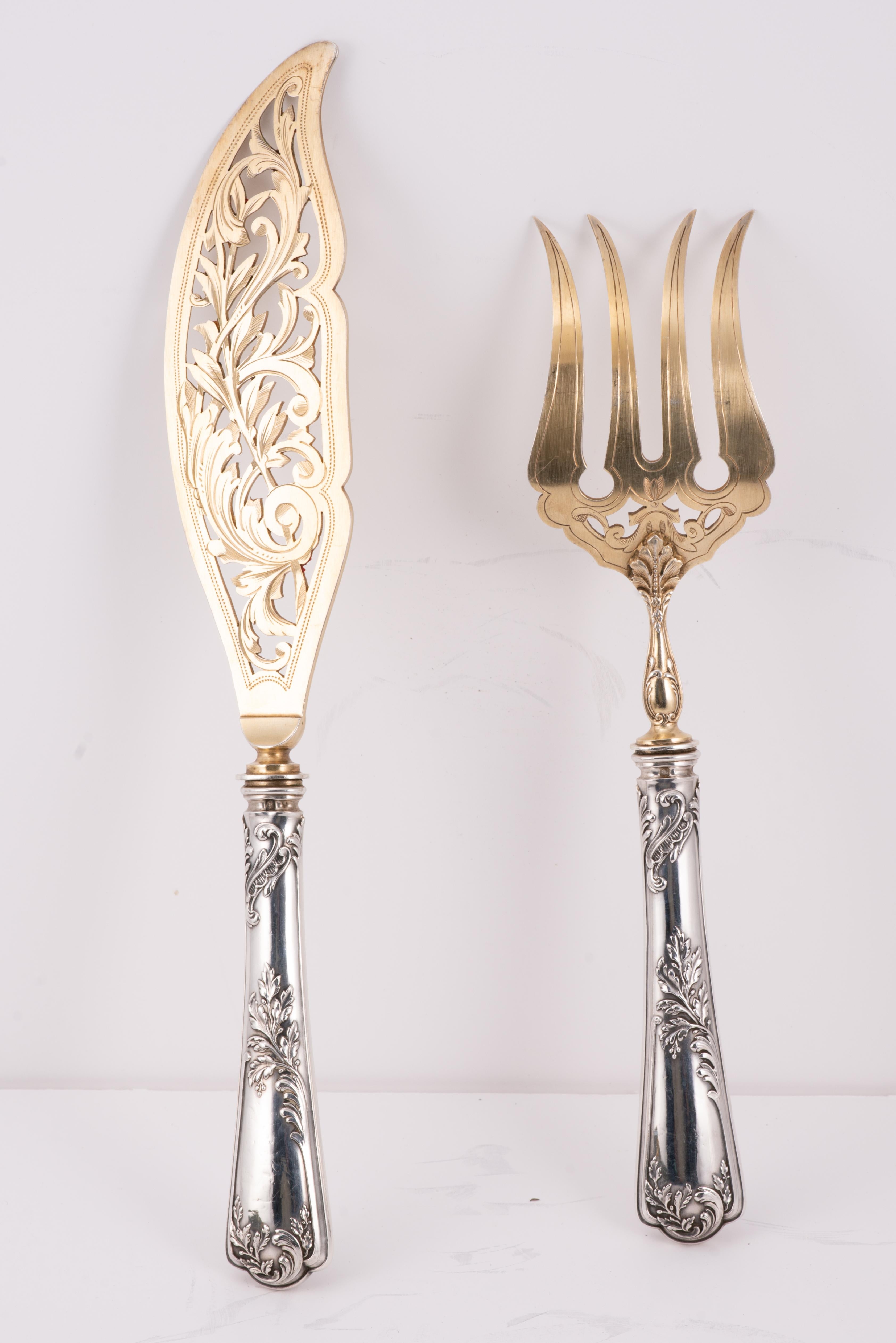 Servierbesteck in einem Etui. A. Silver, etc. Puiforcat, Frankreich, um 1900. (Sonstiges) im Angebot