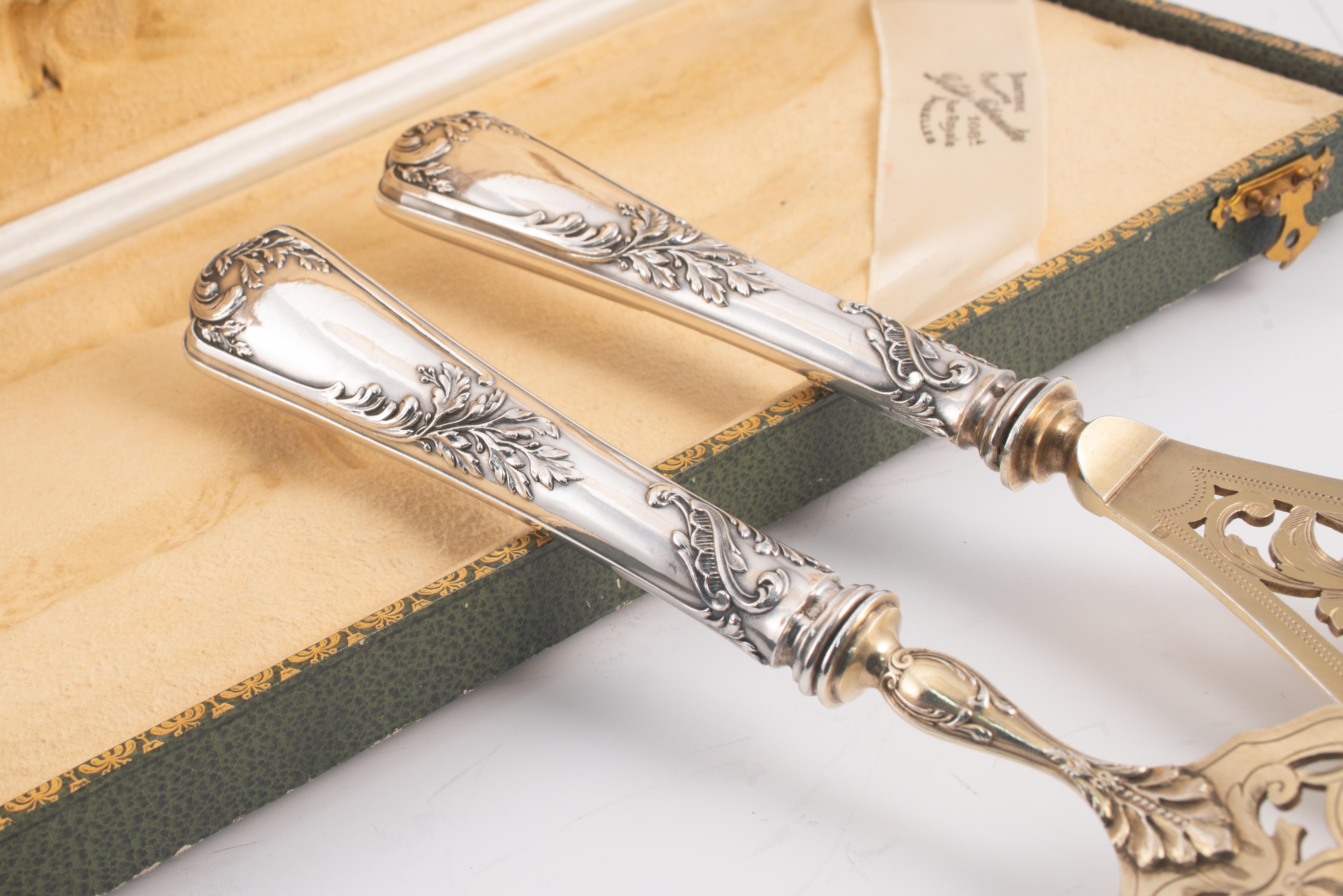 Servierbesteck in einem Etui. A. Silver, etc. Puiforcat, Frankreich, um 1900. im Angebot 1