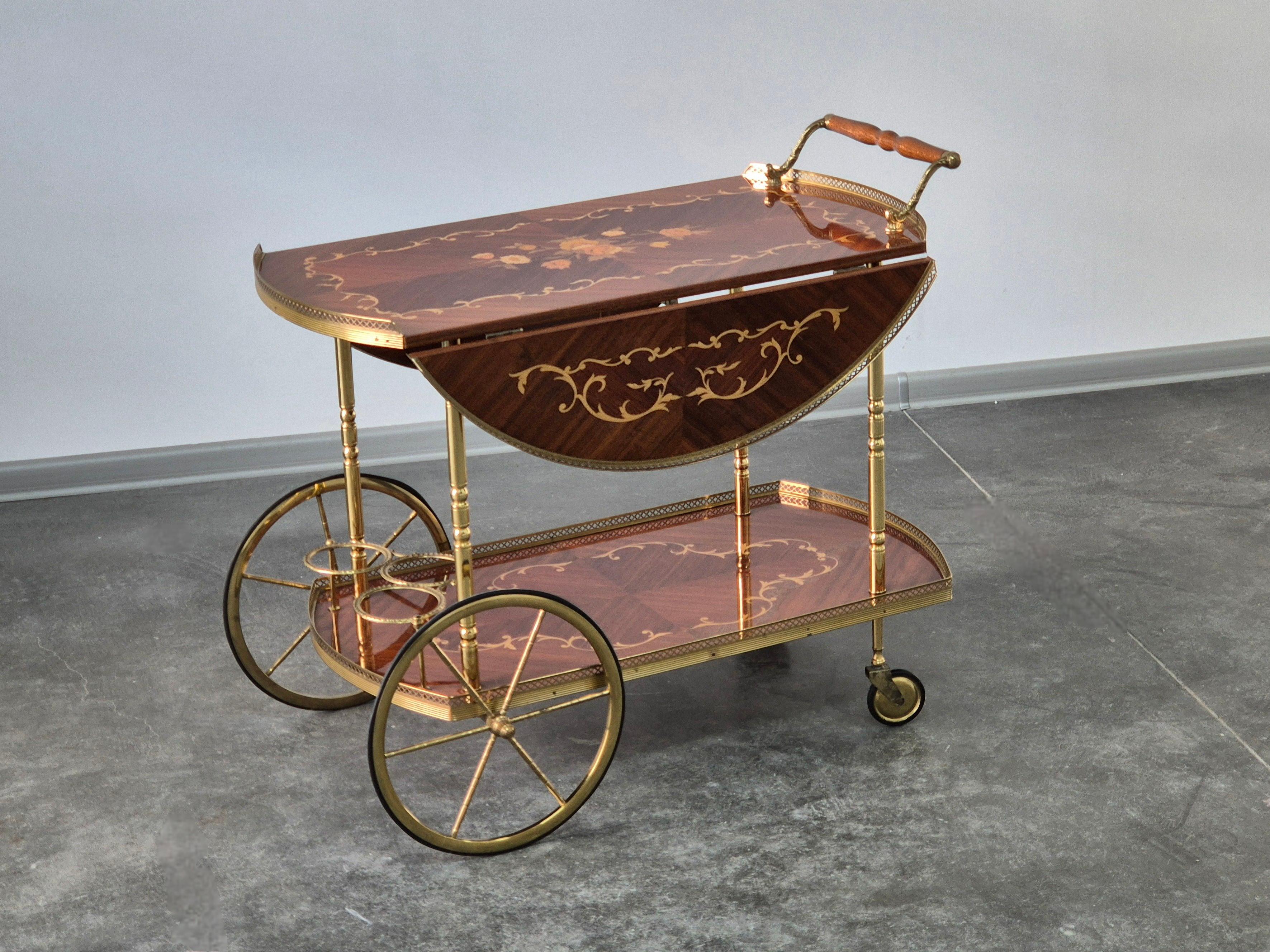 Chariot de service avec rabats latéraux, incrustations de marqueterie, 1970 en vente 3