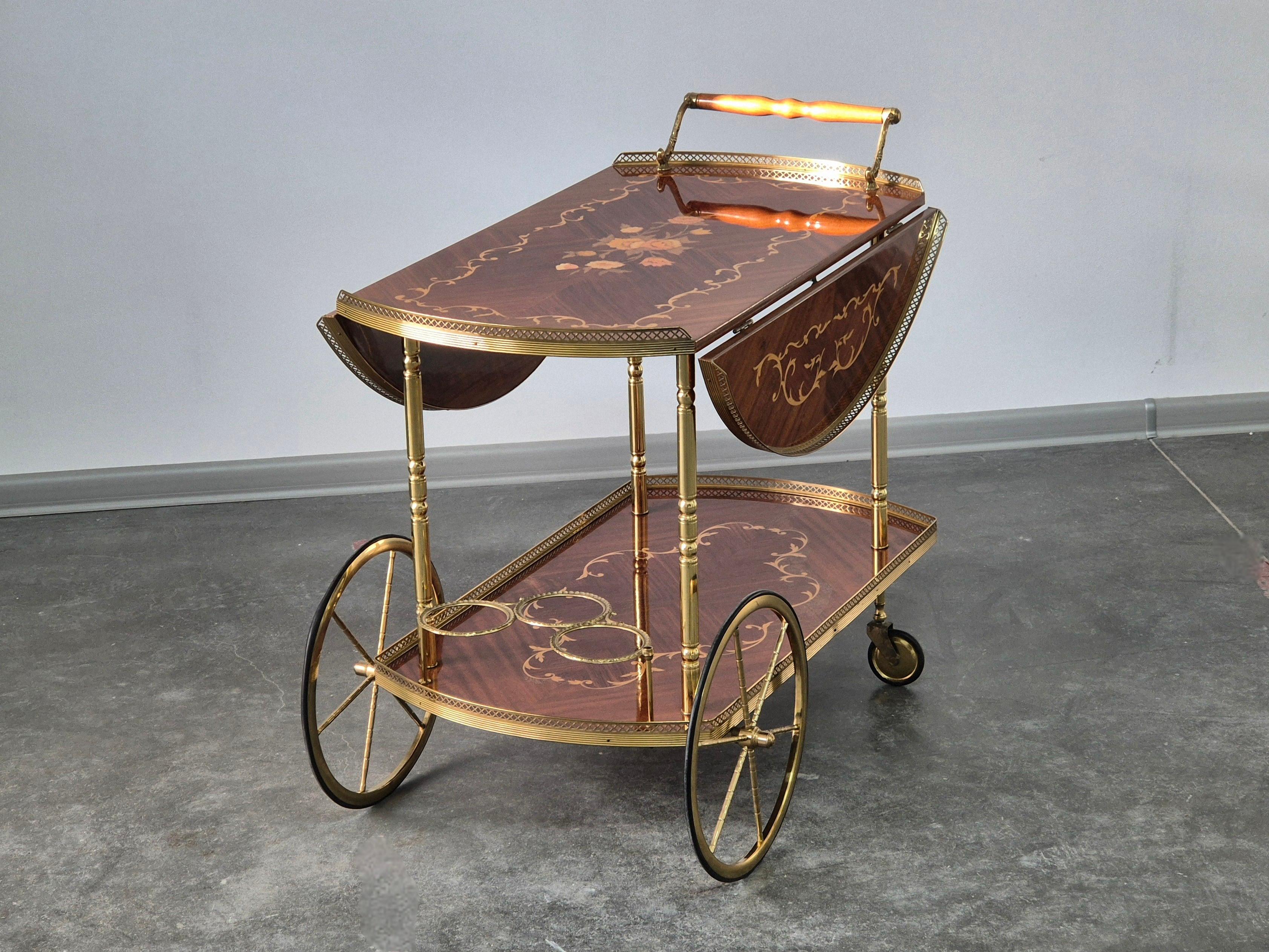 Chariot de service avec rabats latéraux, incrustations de marqueterie, 1970 en vente 4