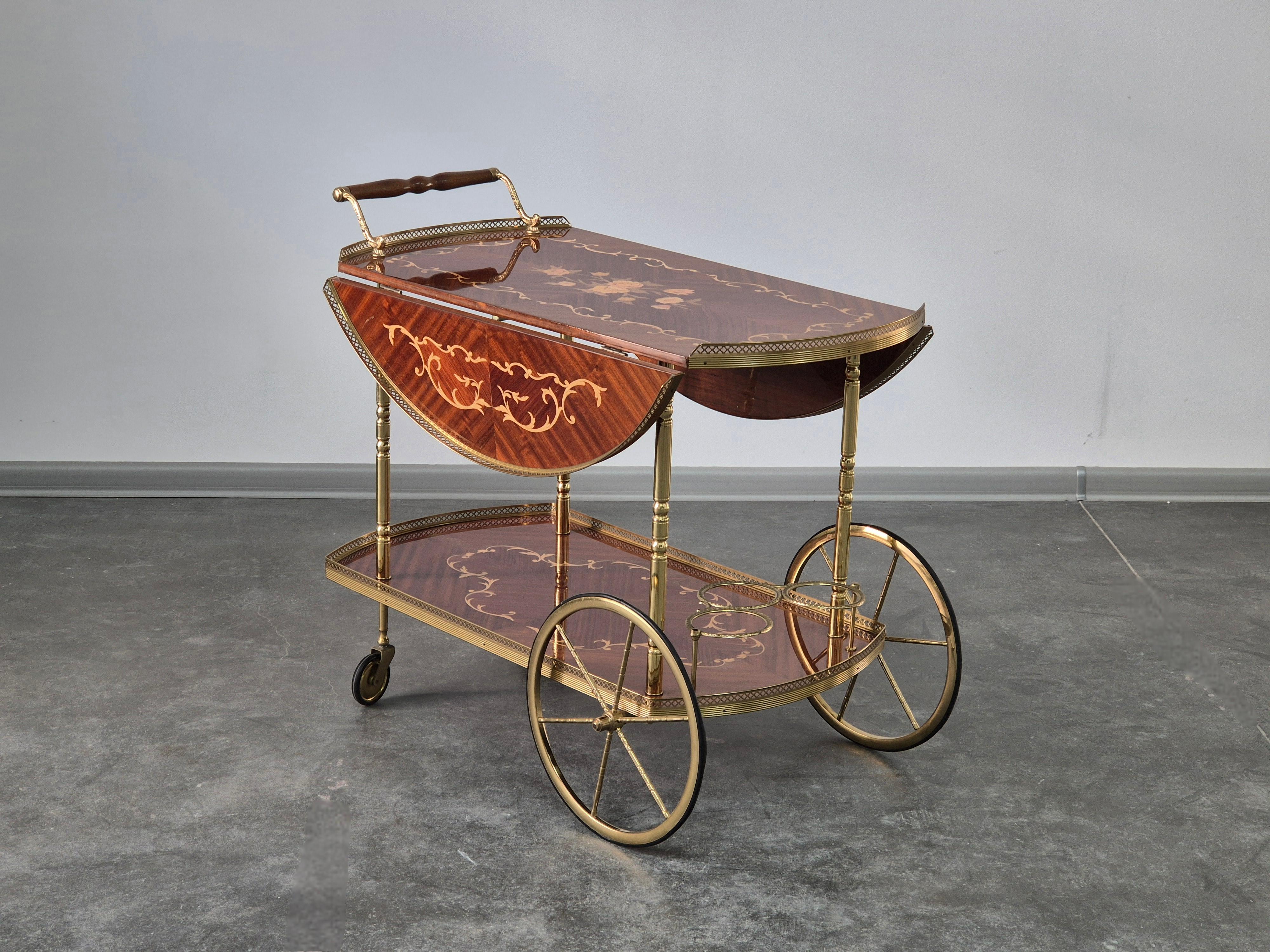 Chariot de service avec rabats latéraux, incrustations de marqueterie, 1970 en vente 5