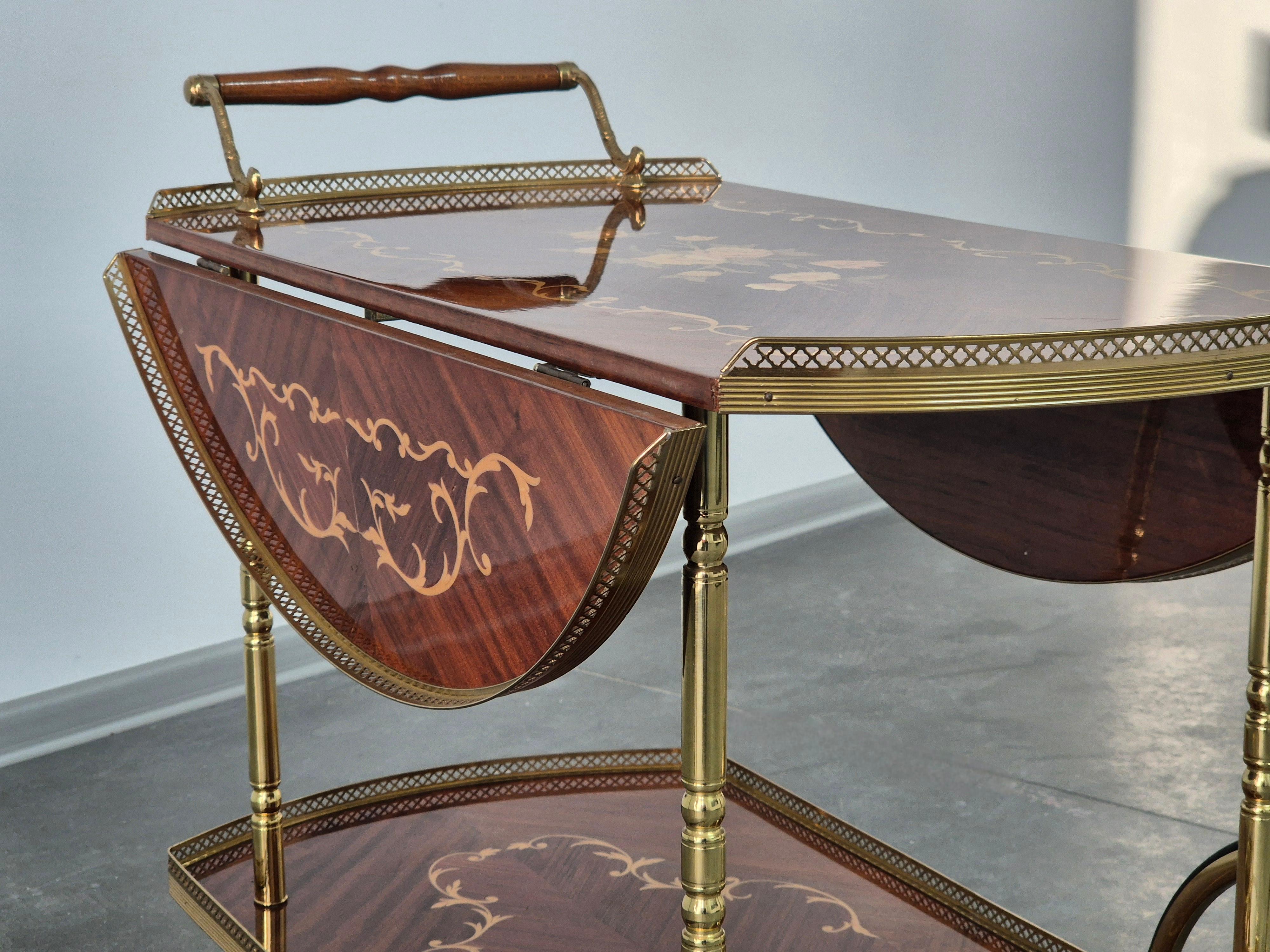 Chariot de service avec rabats latéraux, incrustations de marqueterie, 1970 en vente 8