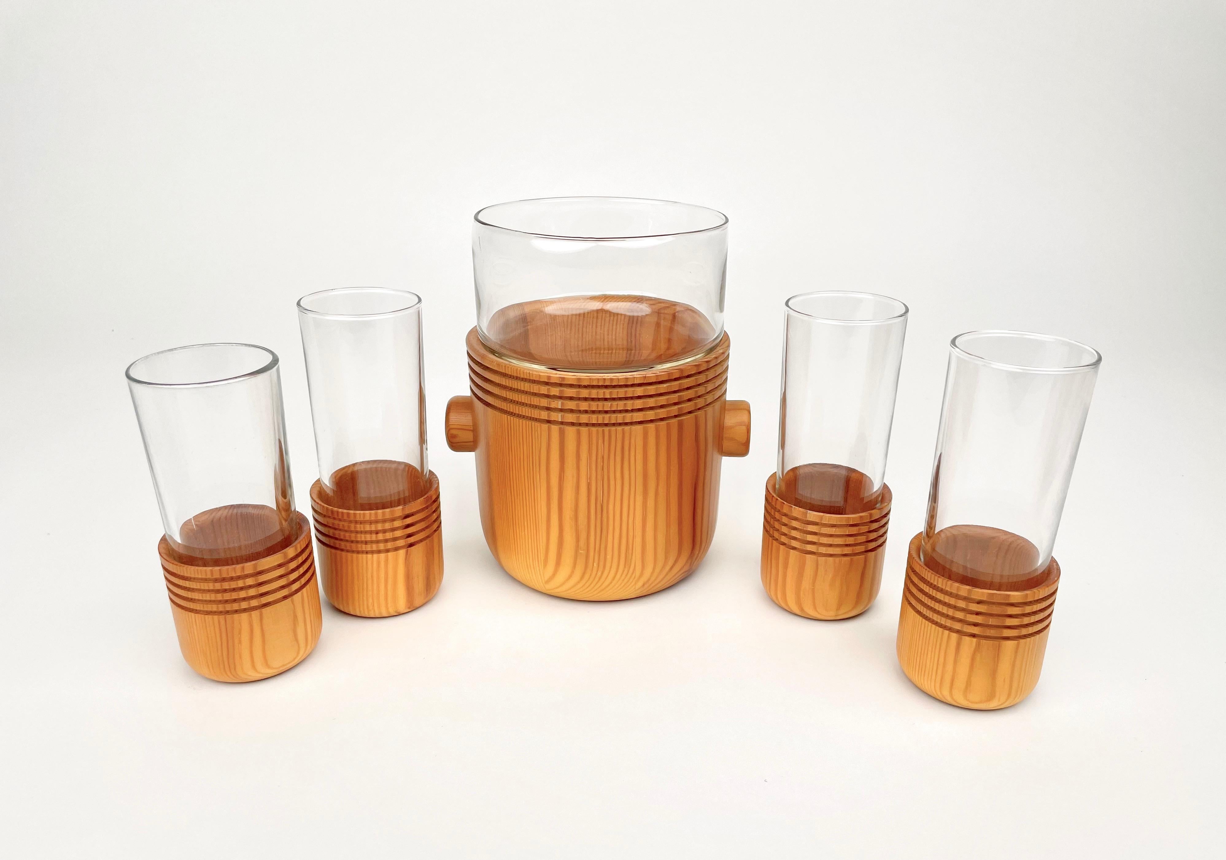 Serving Set of Tray Ice Bucket and Glasses by Alvar Aalto for Artek, Italy 1960s In Good Condition In Rome, IT