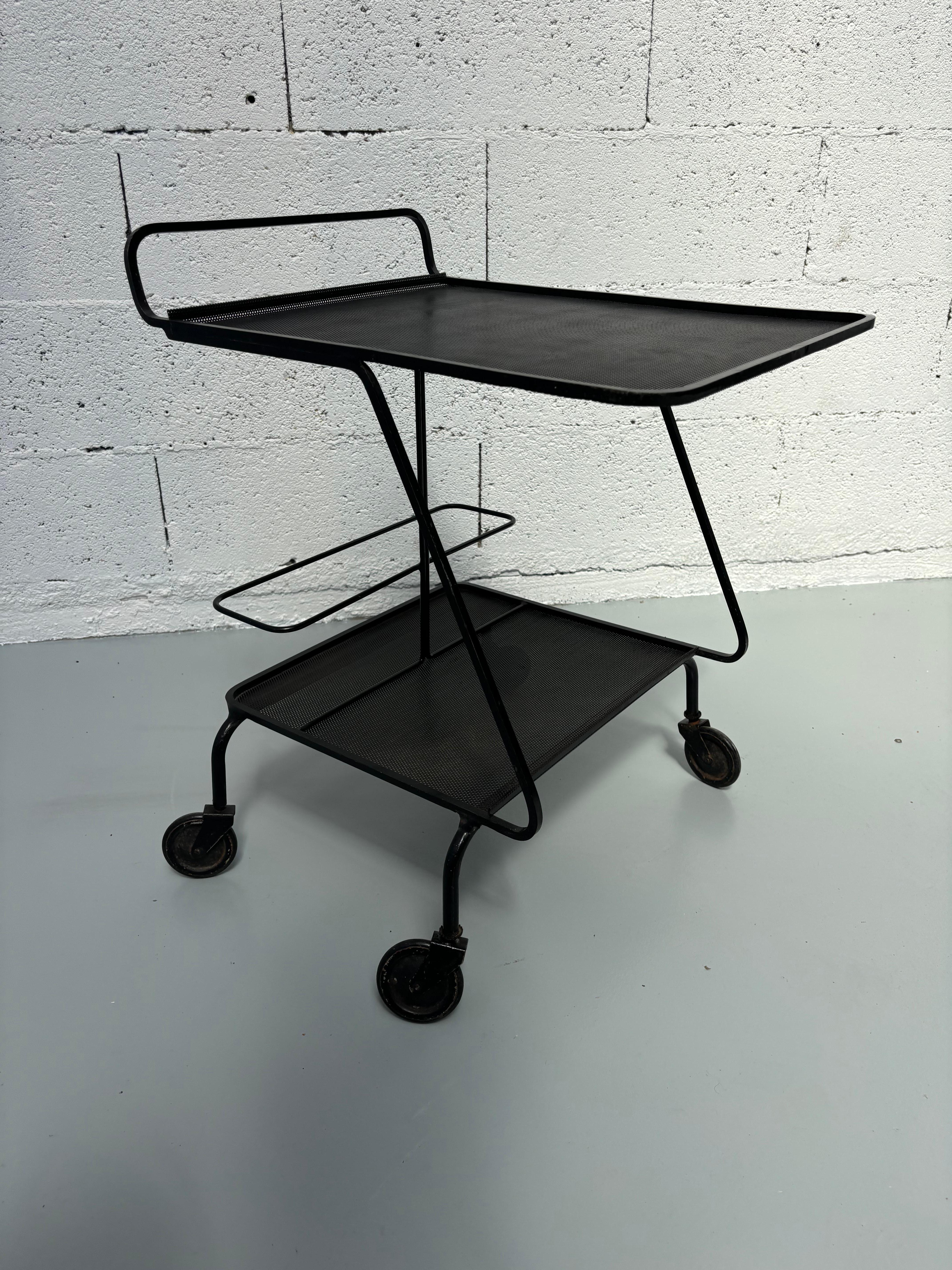 Mesa de servicio de Mathieu Matégot Francés en venta