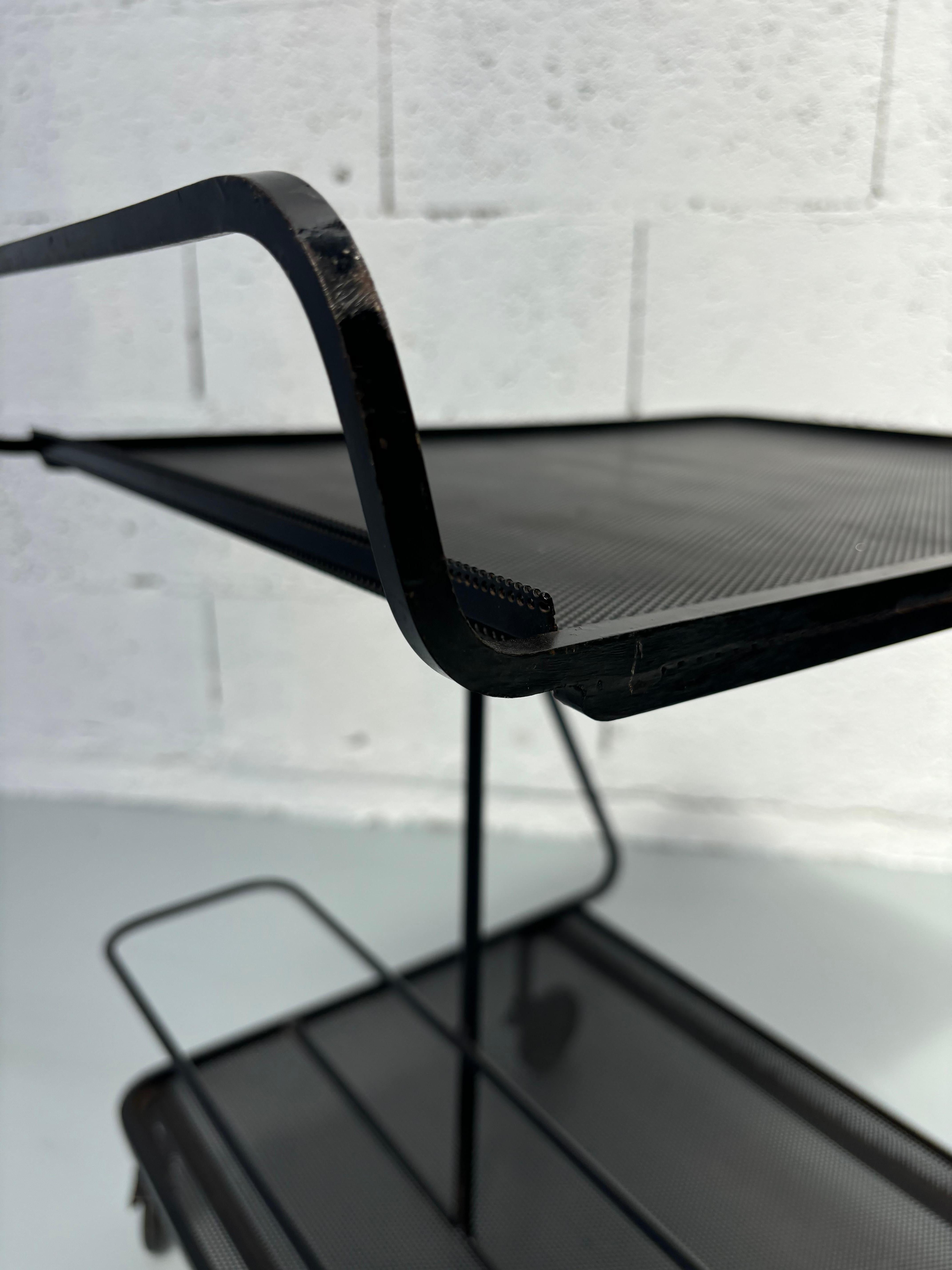 Mesa de servicio de Mathieu Matégot en venta 2