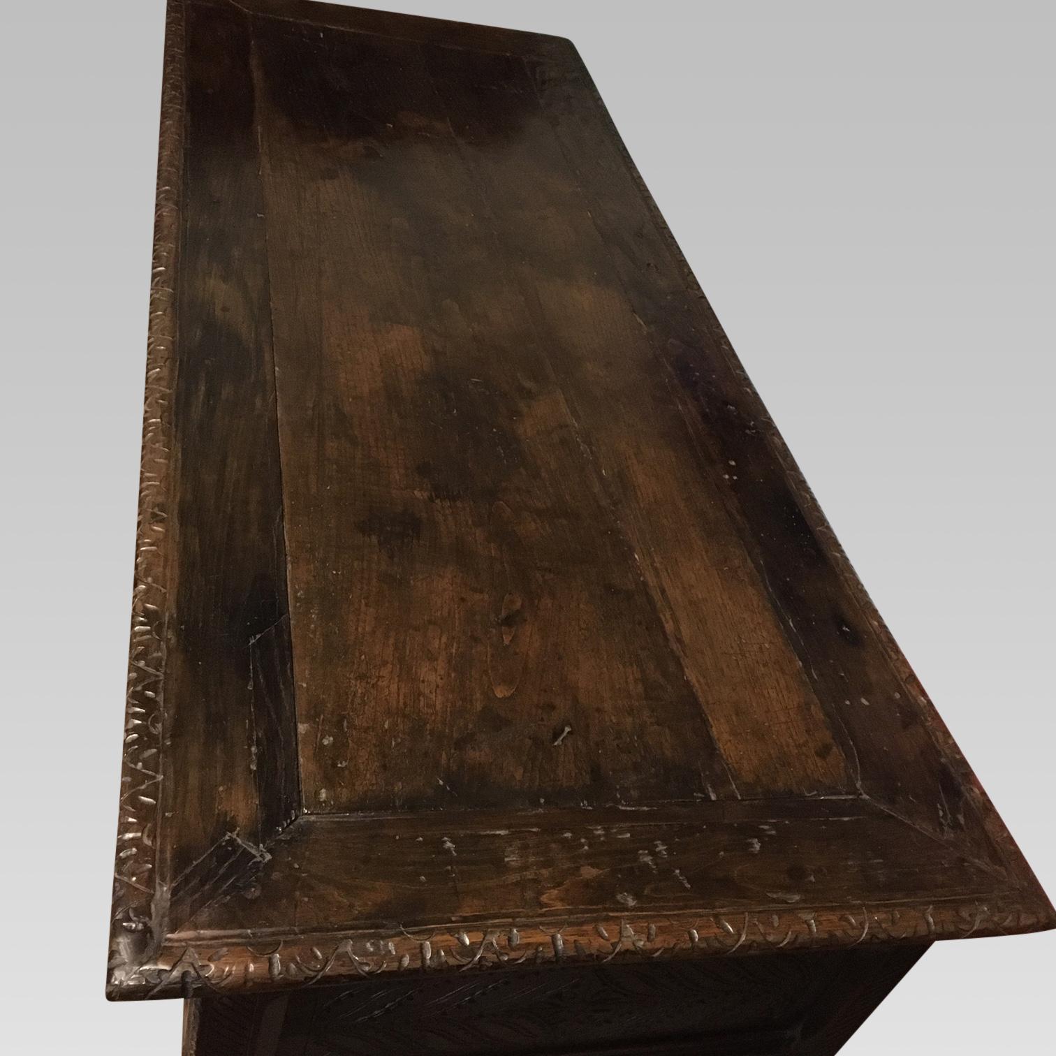 Serving Table, French Late 18th Century, Oak  For Sale 3