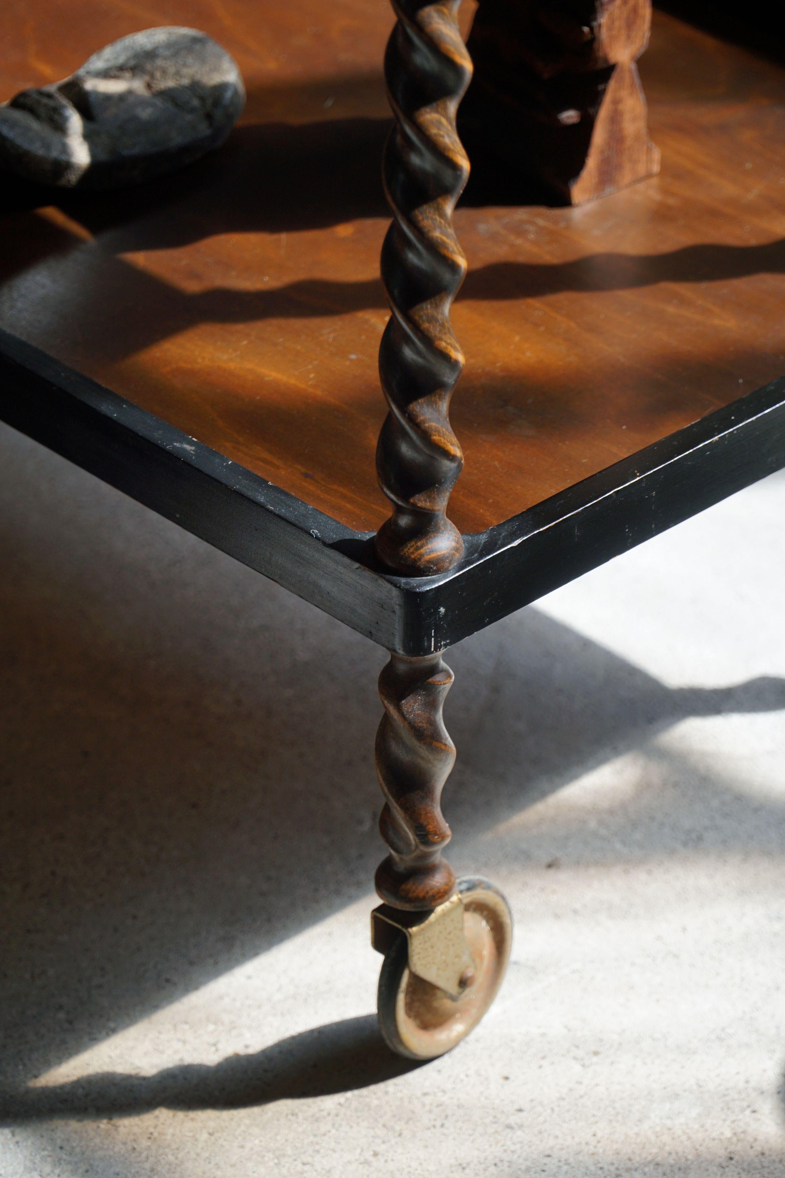 Serving Table in Birch, Danish Cabinetmaker, Twisted Legs, Early 20th Century In condizioni buone in vendita a Odense, DK