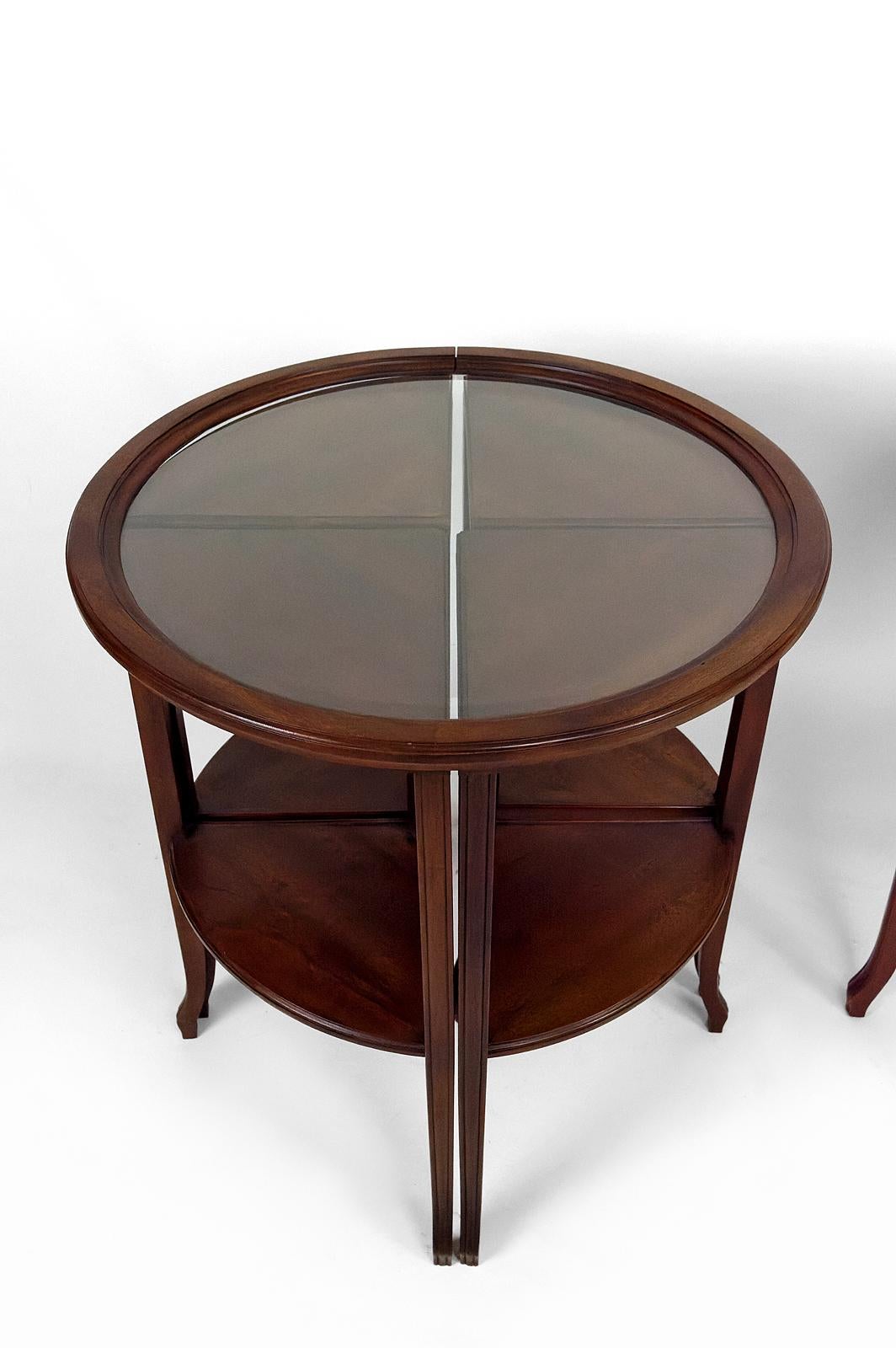 Serving table / nesting tables convertible into 2 side tables, Art Nouveau, 1910 For Sale 4