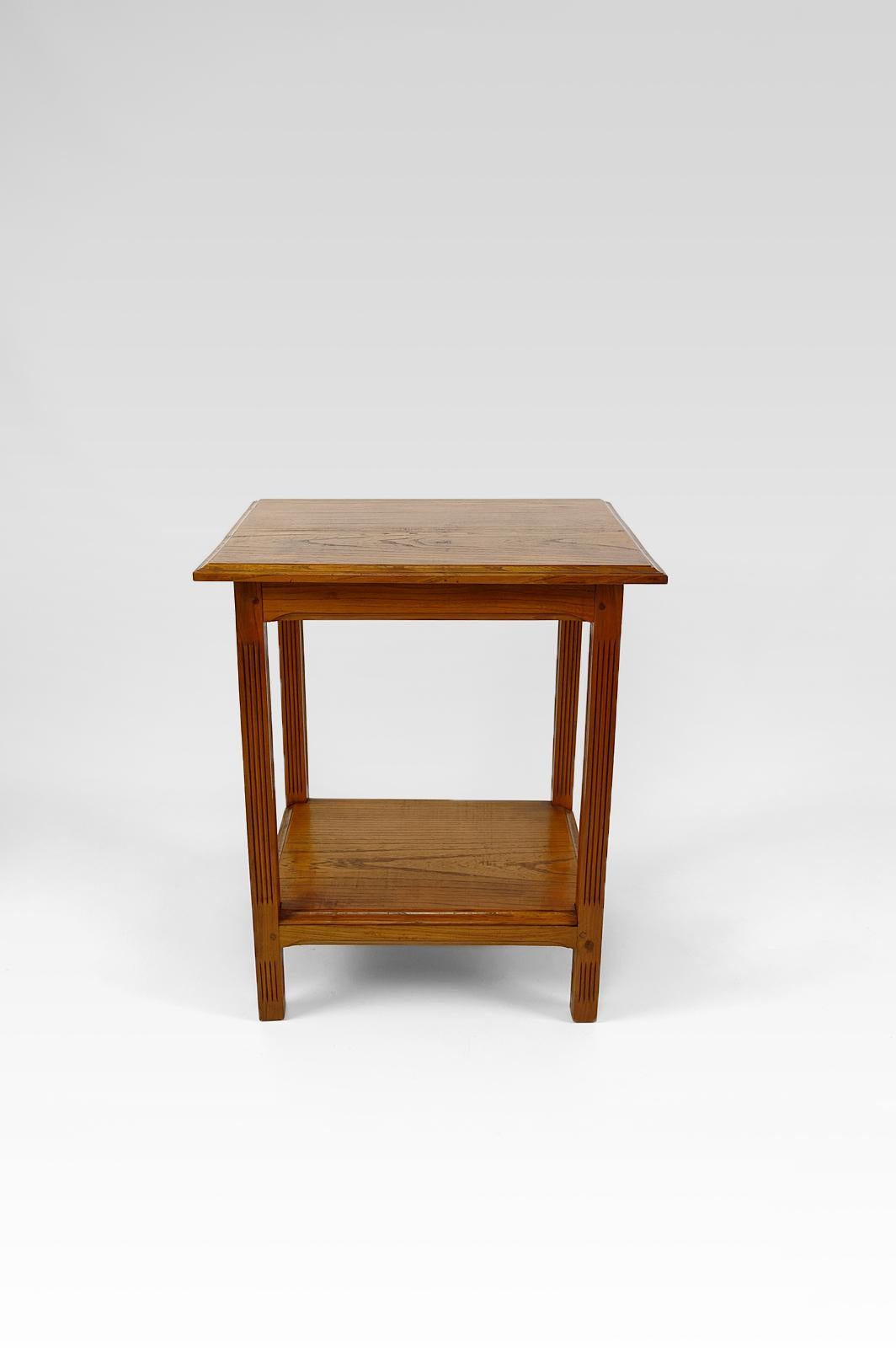  Serving table / side table / gueridon in oak, Art Nouveau, France, Circa 1910 For Sale 4