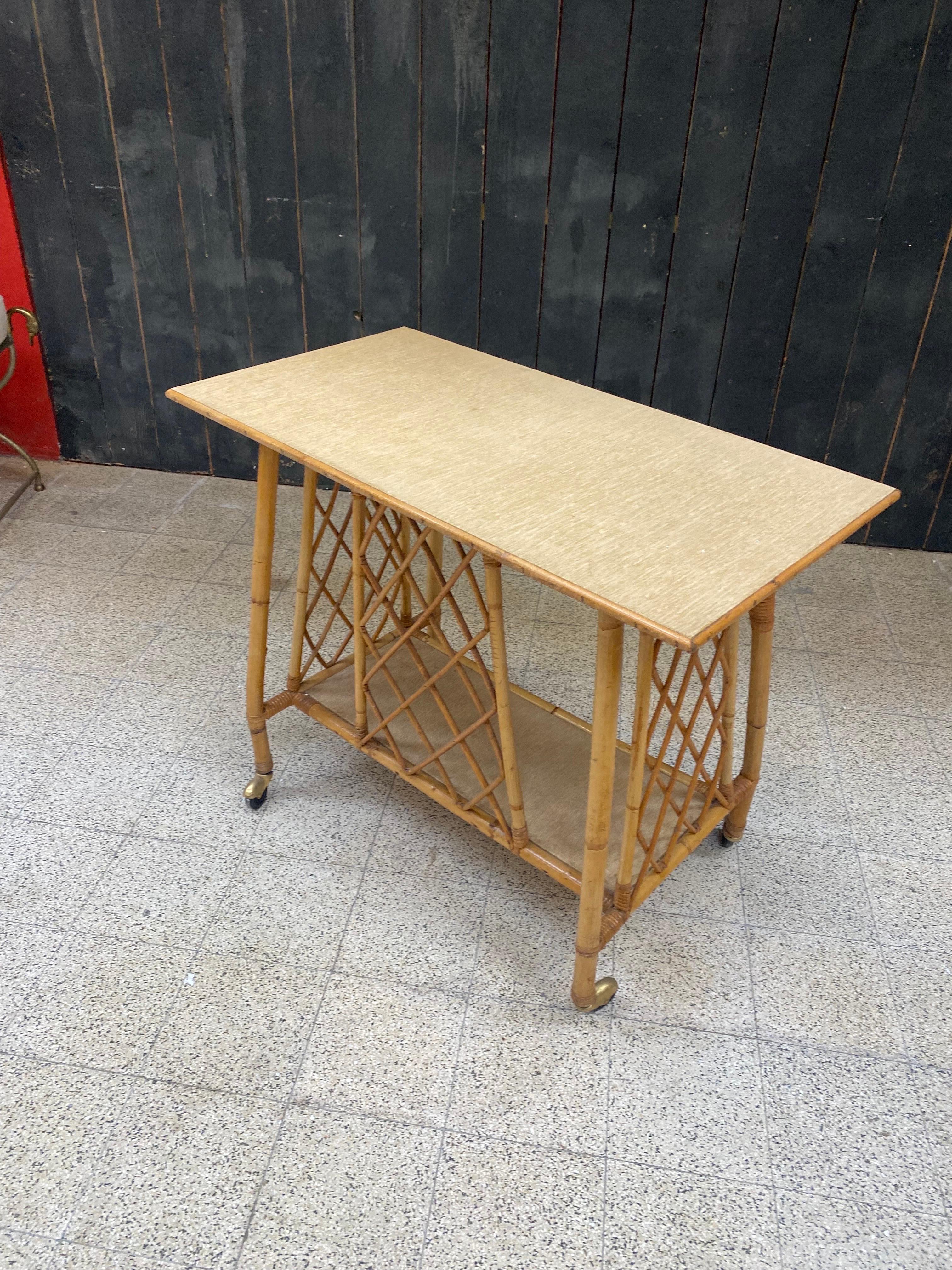 Serving Table That Can Serve as a Multimedia Table 'TV, Hi-Fi' in Bamboo, 1960 In Good Condition For Sale In Saint-Ouen, FR