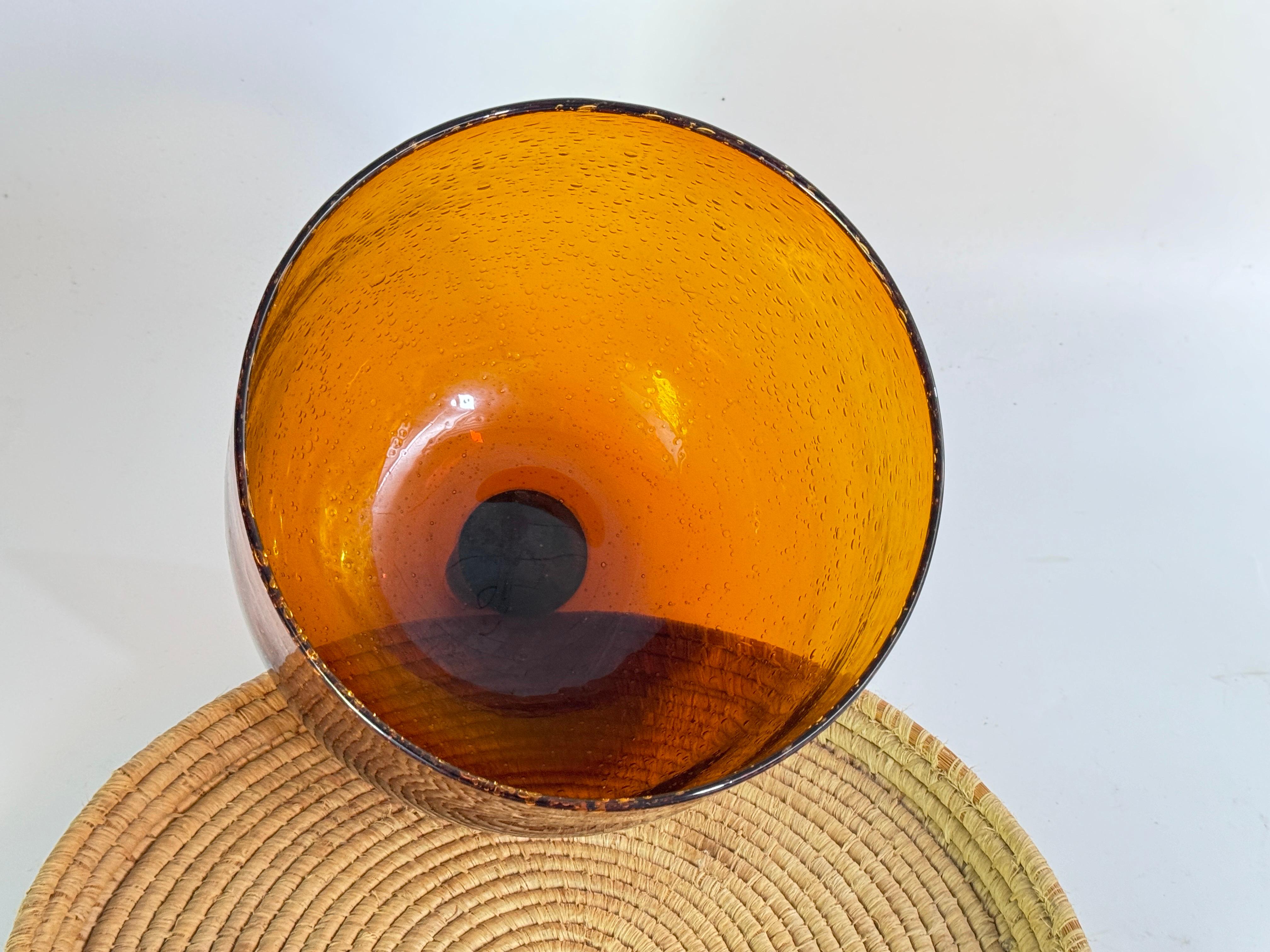Bandeja de Servir Plato Cloche Campana para Queso o Fruta en Ratán y Cristal Italia en venta 1