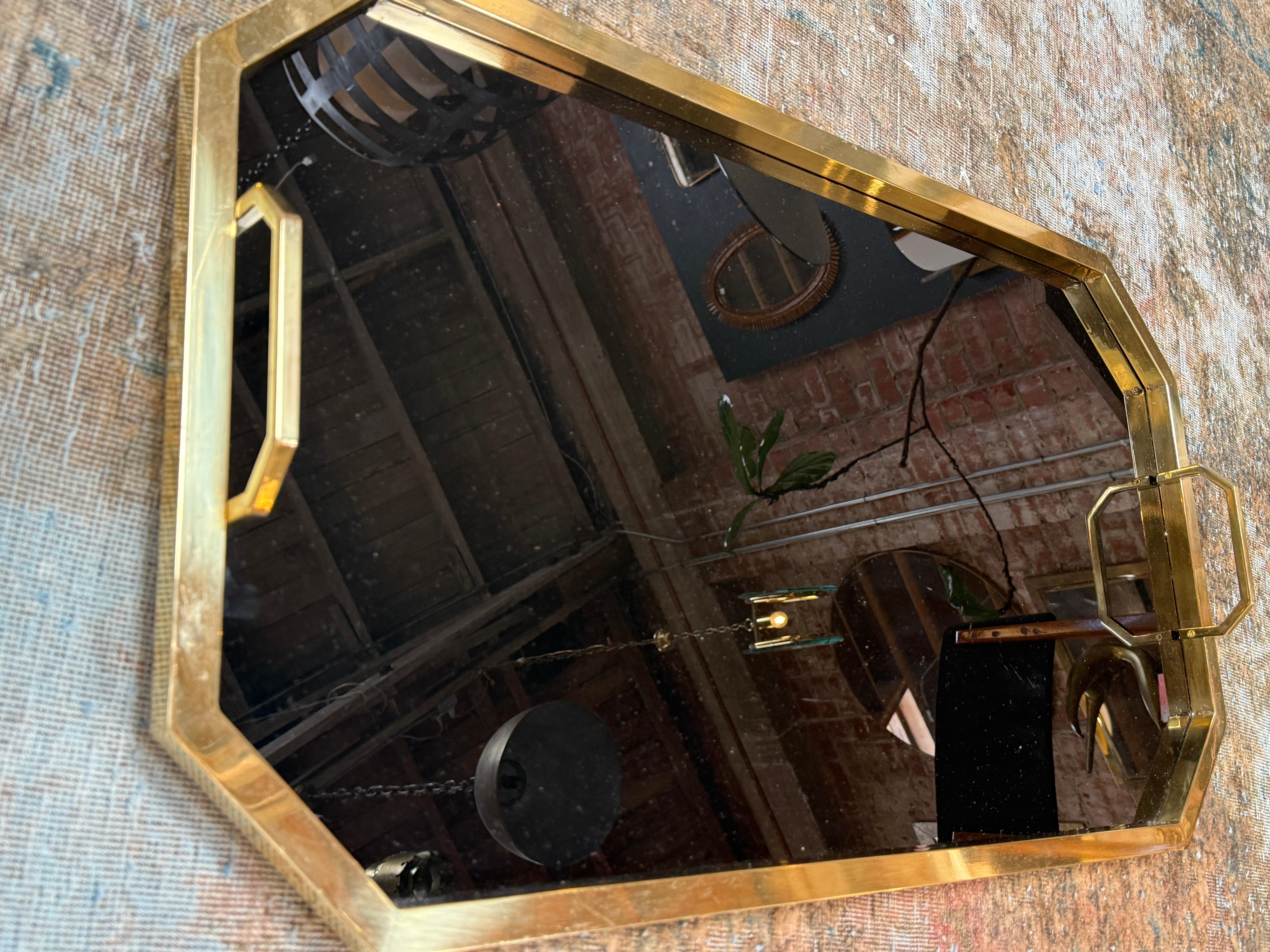 Serving Tray in brass and black glass Italy 70s In Good Condition For Sale In Los Angeles, CA