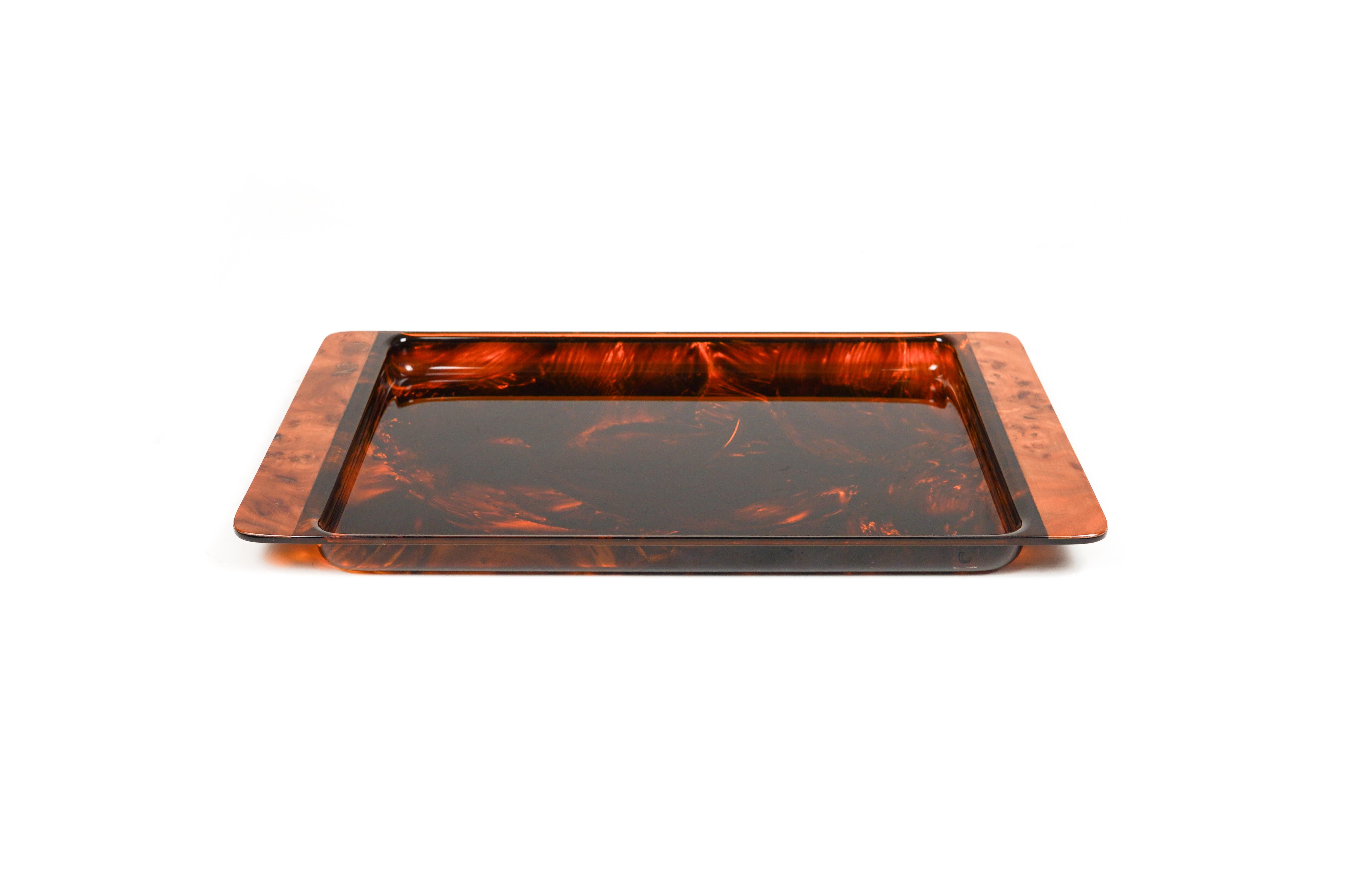 Midcentury amazing rectangular serving tray in faux tortoiseshell-effect Lucite by Team Guzzini.  

Made in Italy in the 1970s.  

The original label is still attached as shown in the pictures.  

It's an iconic tray or plate made of lucite that