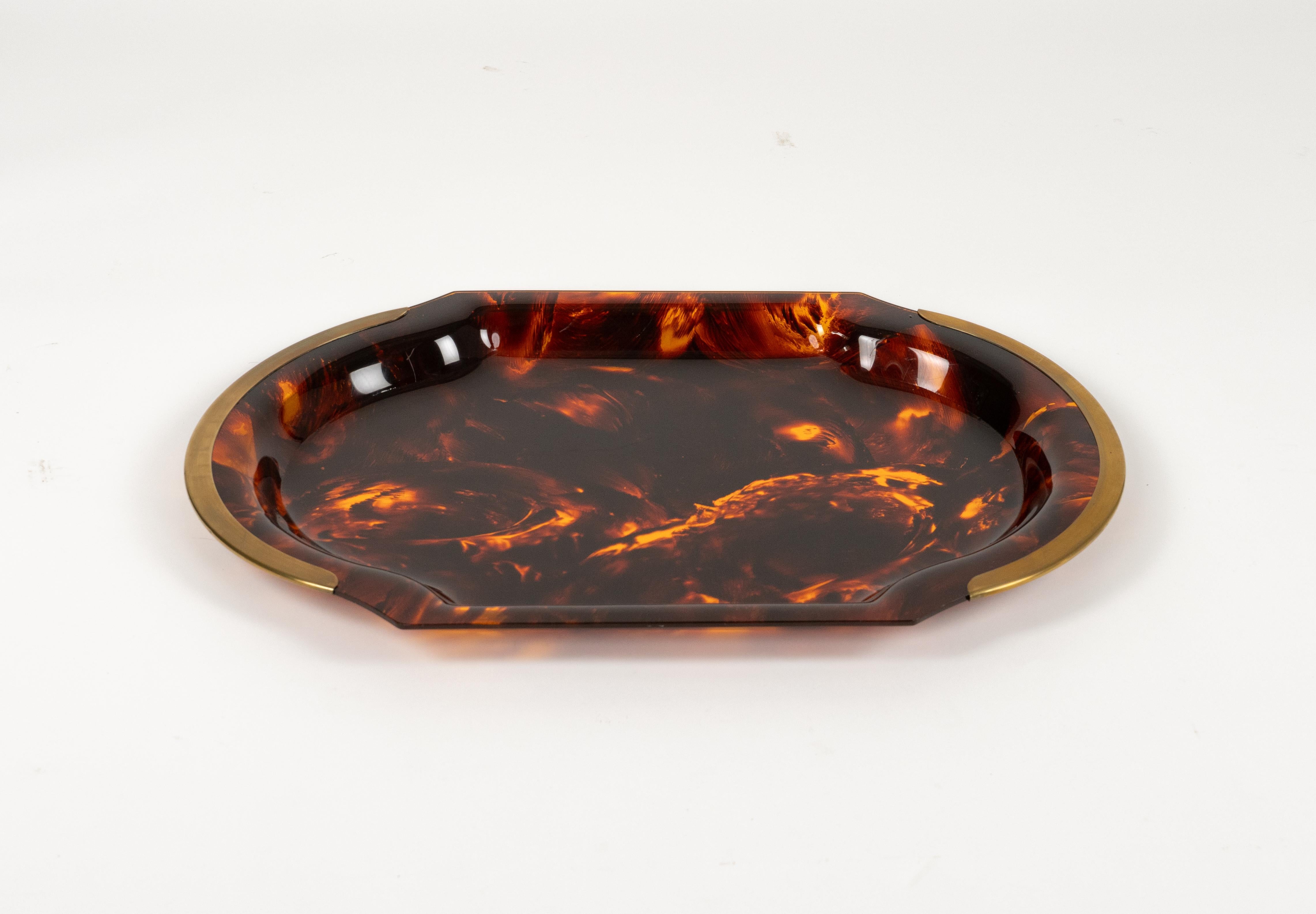 Serving Tray in Effect Tortoiseshell Lucite & Brass by Guzzini, Italy 1970s For Sale 1