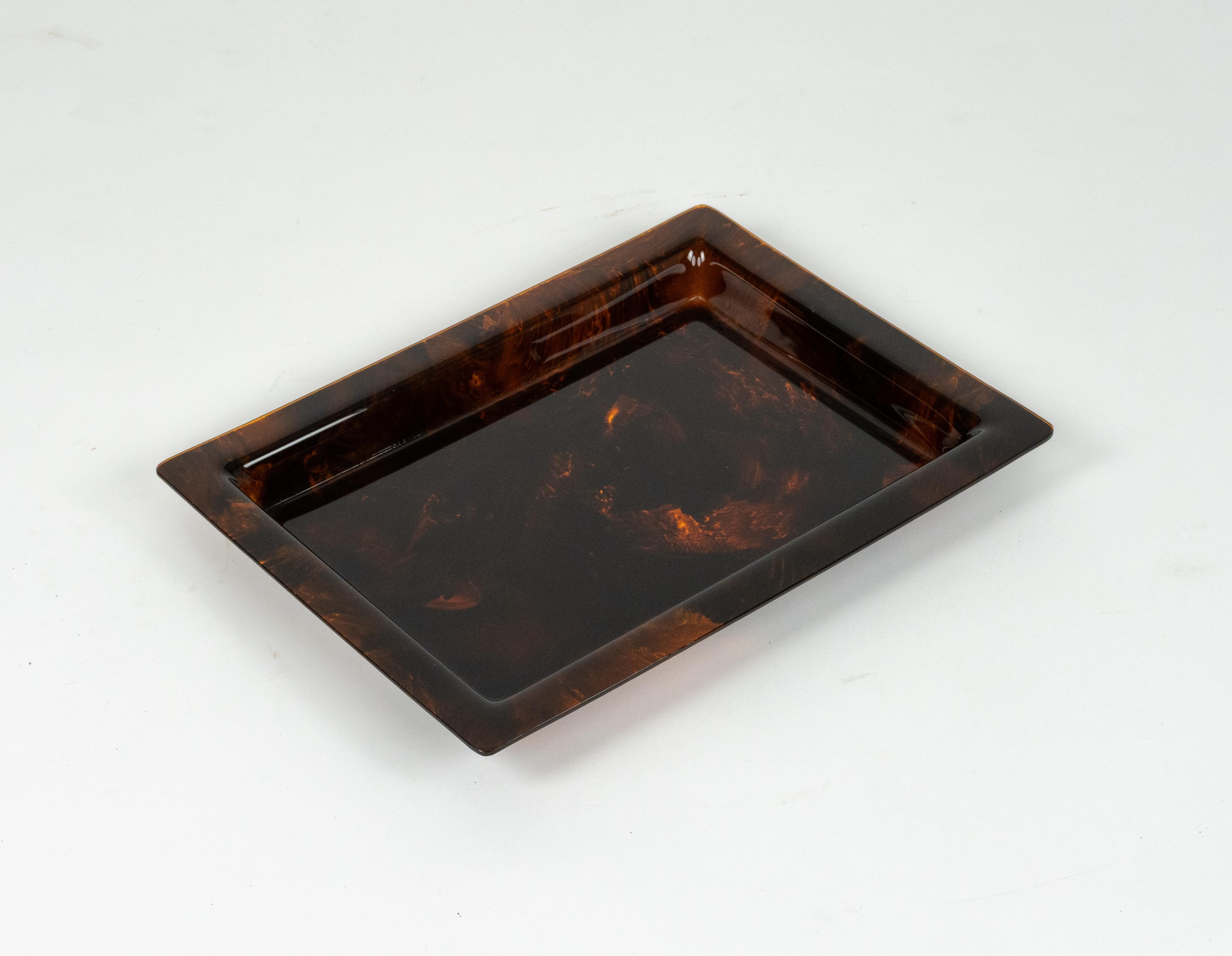 Serving Tray in Effect Tortoiseshell Lucite Christian Dior Style, Italy 1970s In Good Condition For Sale In Rome, IT
