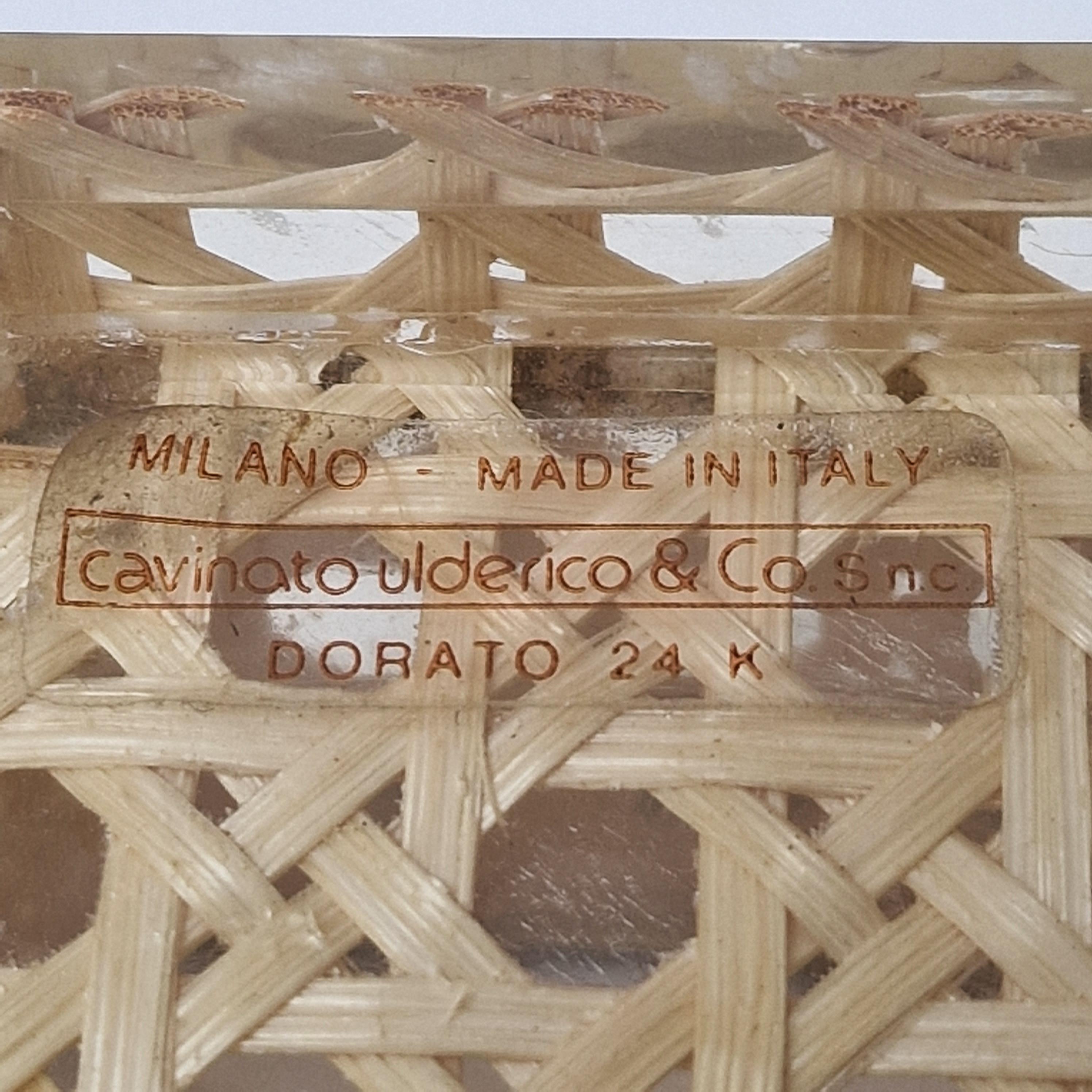 Serviertablett aus Lucite, Rattan und 24-karätigem Gold, Italien 1970er Jahre im Angebot 8