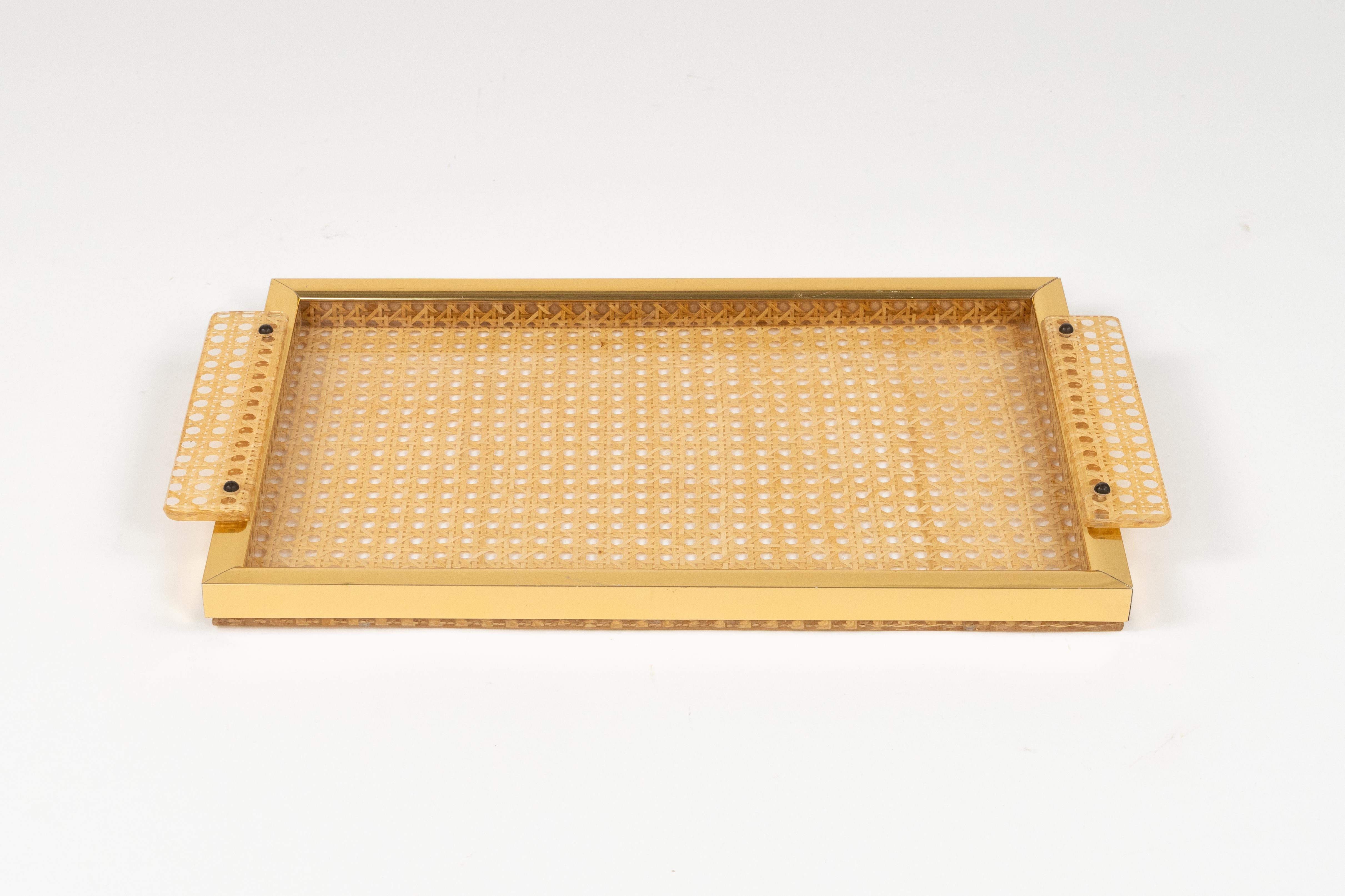 Serving Tray in Lucite, Rattan and Aluminium Christian Dior Style, Italy, 1970s For Sale 4