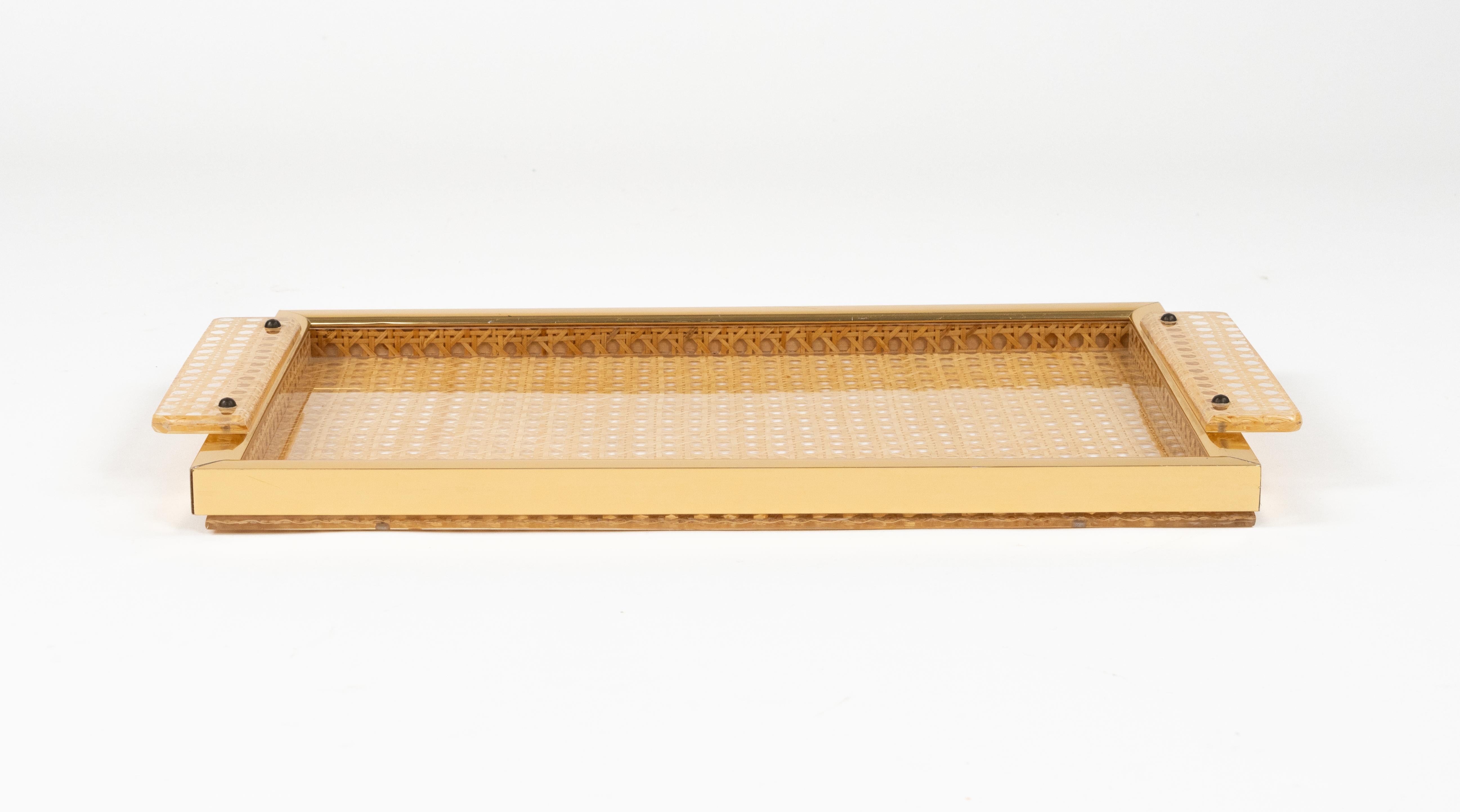 Serving Tray in Lucite, Rattan and Aluminium Christian Dior Style, Italy, 1970s In Good Condition For Sale In Rome, IT
