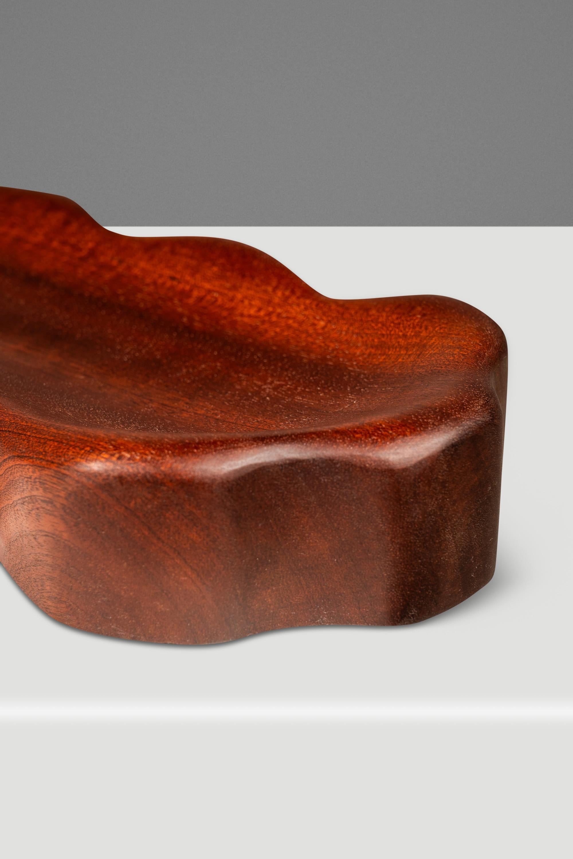 Serviertablett / Schlüsselanhänger in Sapele, Mark Leblanc, Leblanc Studios, USA,  2020's im Angebot 8