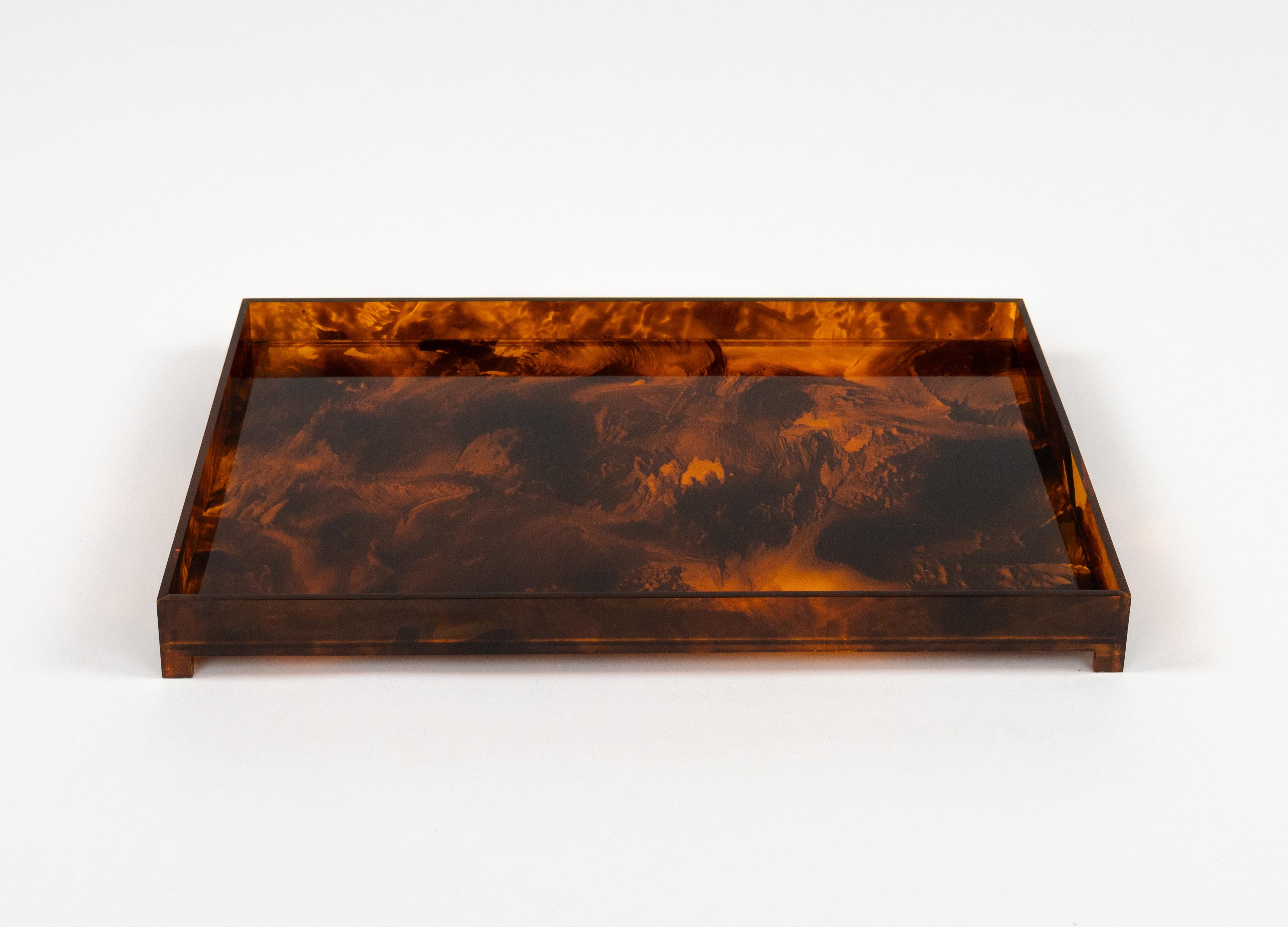 Bandeja para servir Lucite imitación carey Estilo Christian Dior, Italia Años 70 en Bueno estado para la venta en Rome, IT
