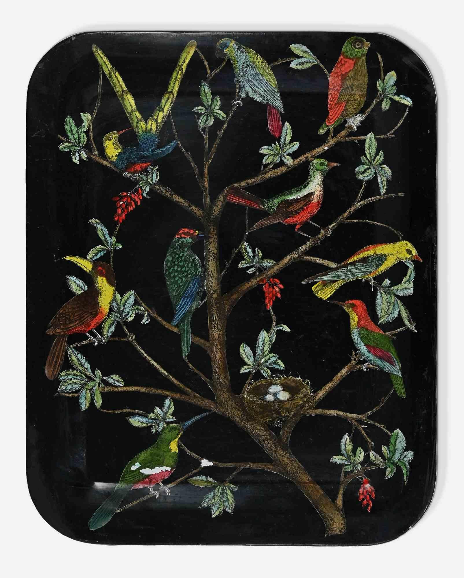 Serving Tray with Birds is a vintage decorative object realized by Piero Fornasetti in 1950s.

Metal varnished and decorated with Silkscreen.

Some scratches and loss of colors on the surface.

Top rare tray realized by Piero Fornasetti in 1950s.