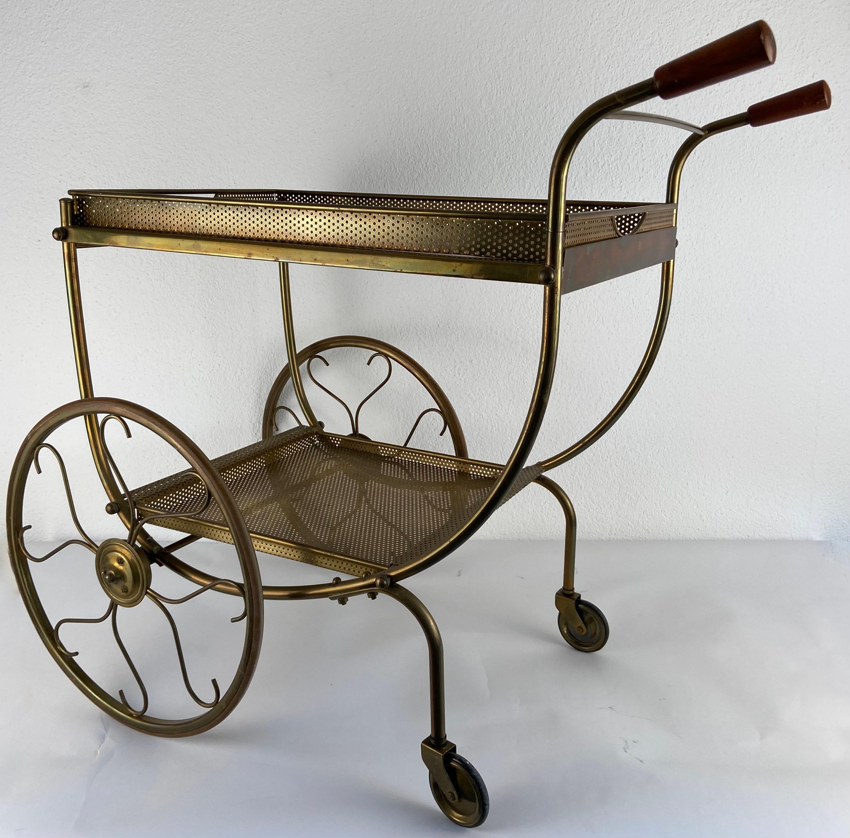 Mid-20th Century Serving trolley in brass For Sale