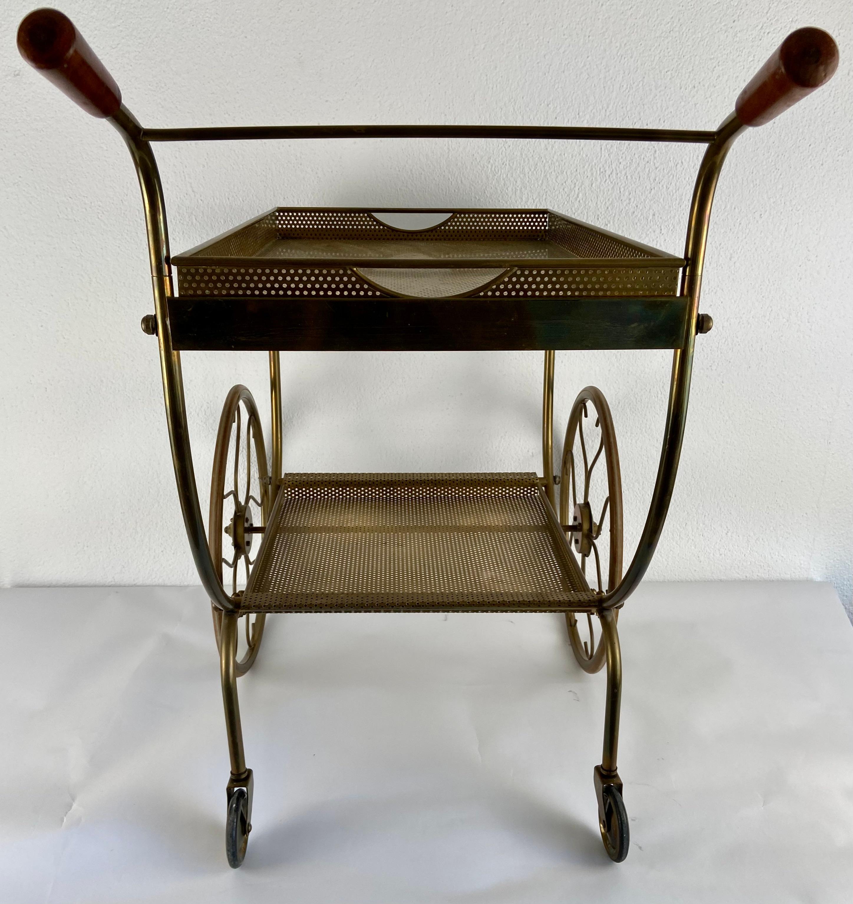 Brass Serving trolley in brass For Sale