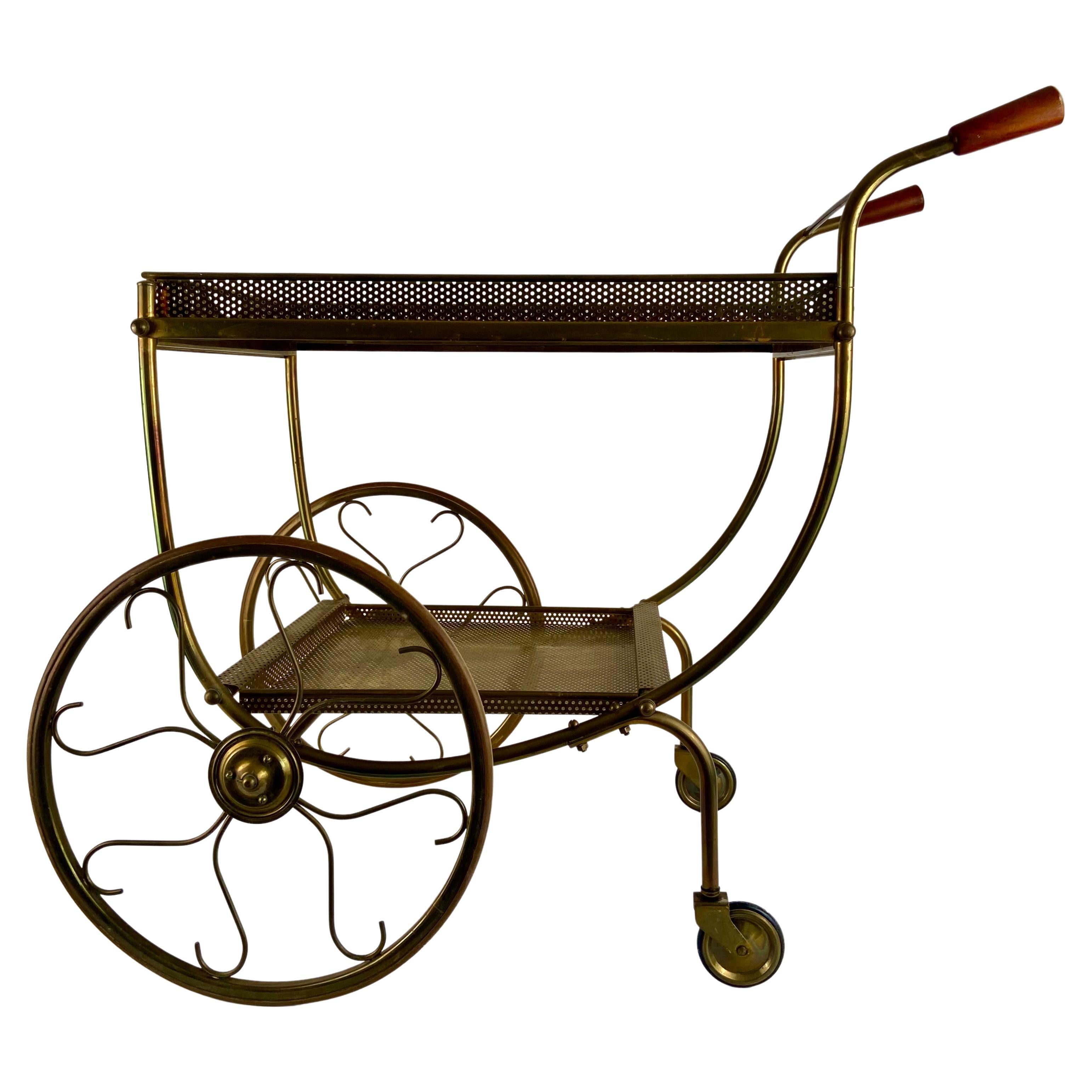 Serving trolley in brass For Sale