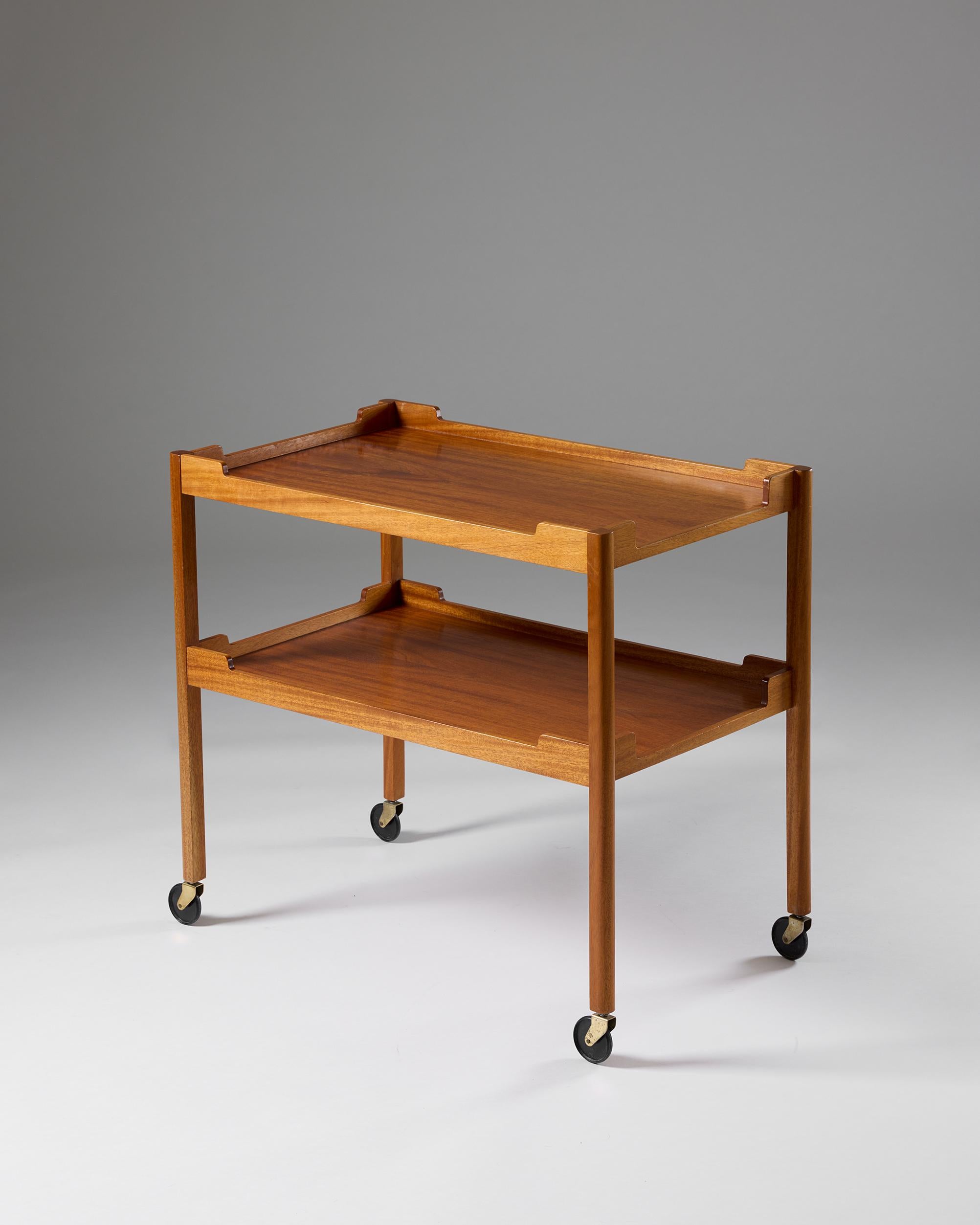 Suédois Trolley de service modèle 2248 conçu par Josef Frank Suède, années 1940 en vente
