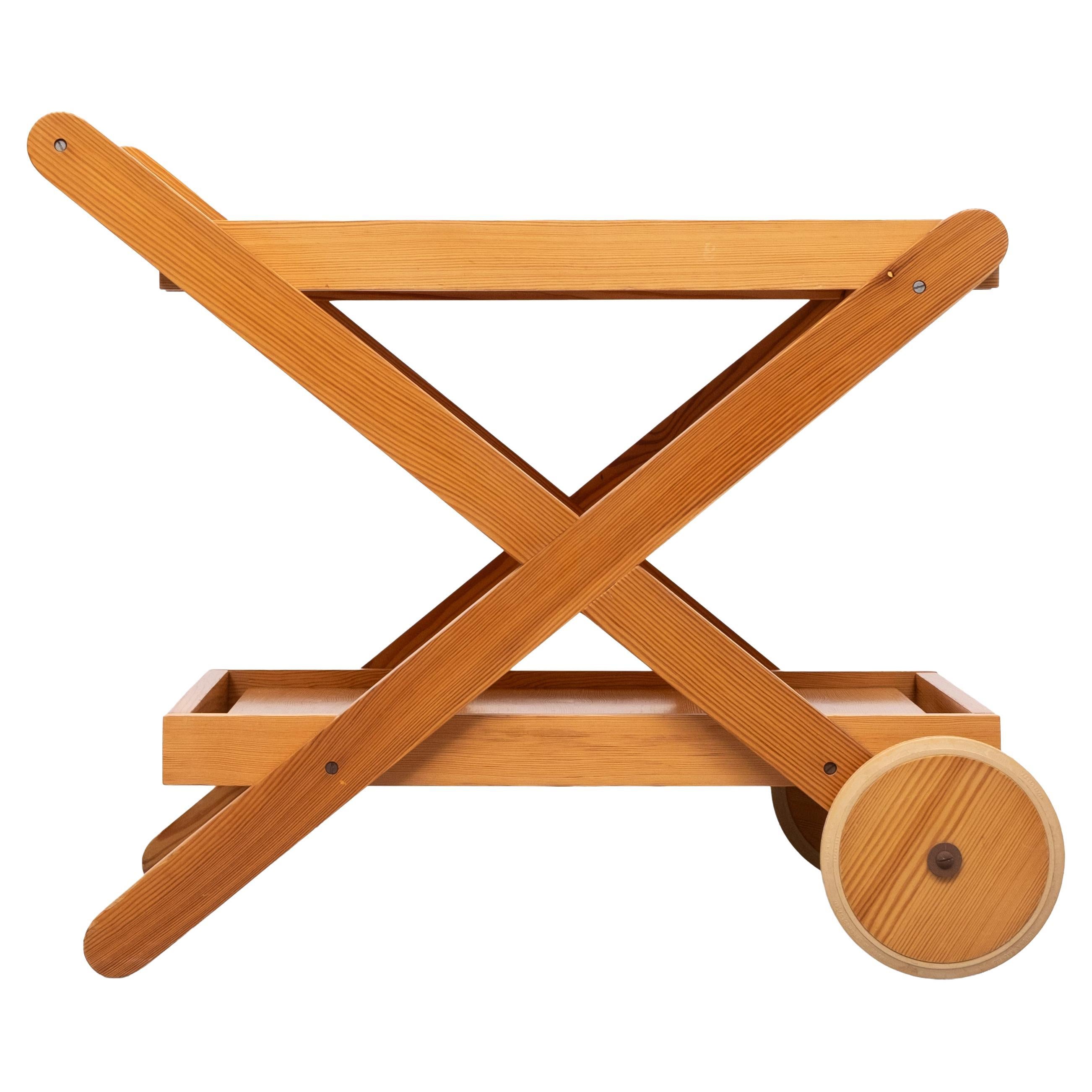 Chariot de service en pin massif avec roues 1960 Finlande