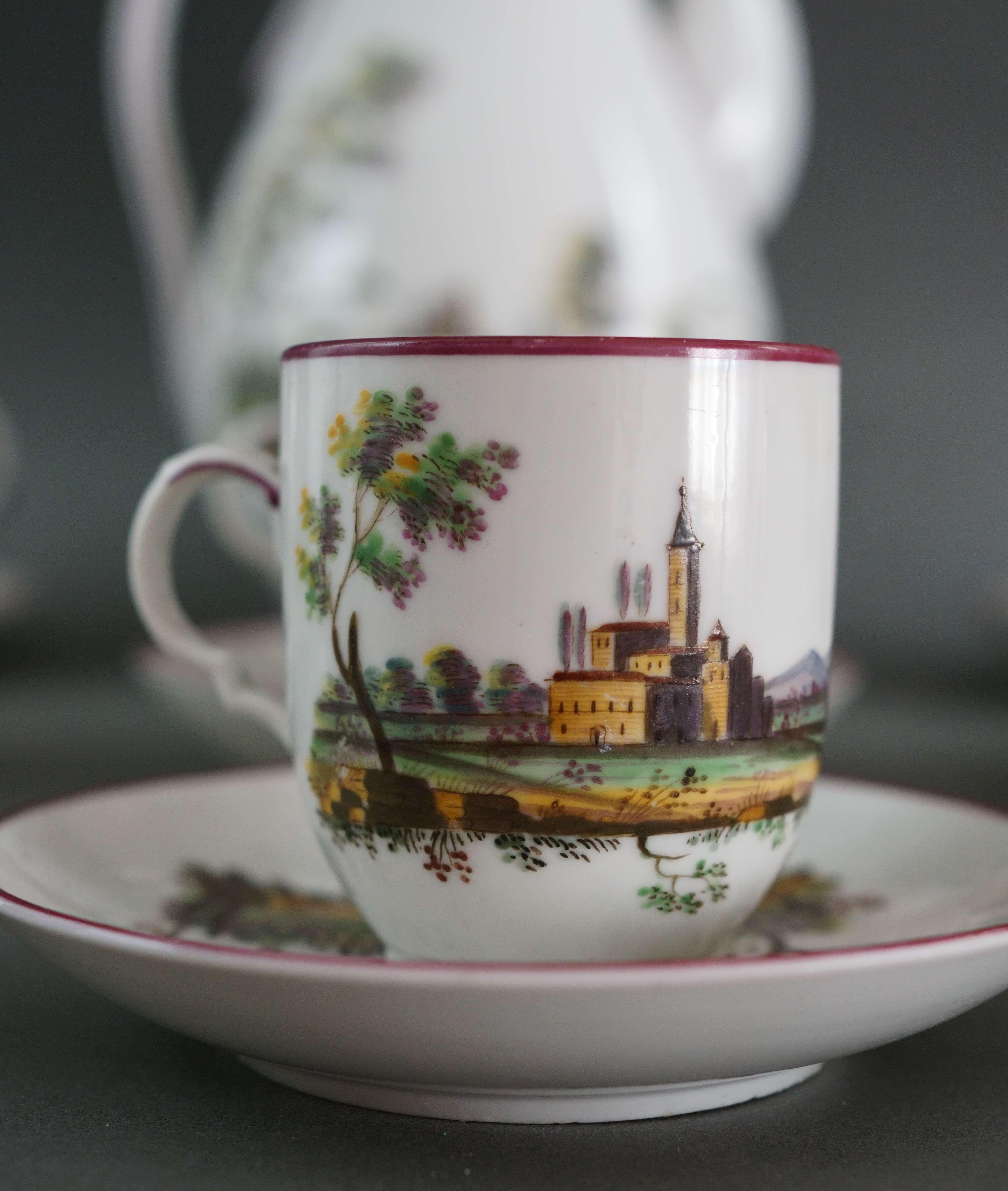 Kaffeeservice aus bemaltem Porzellan Ginori Porzellanmanufaktur Doccia 18. Jahrhundert (Italian) im Angebot