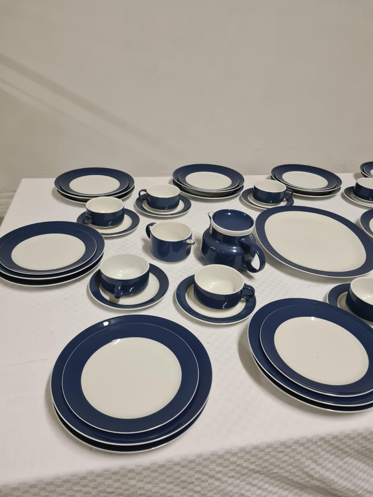 Servicio de columna 61 piezas de Giovanni Gariboldi para Richard Ginori en venta 4