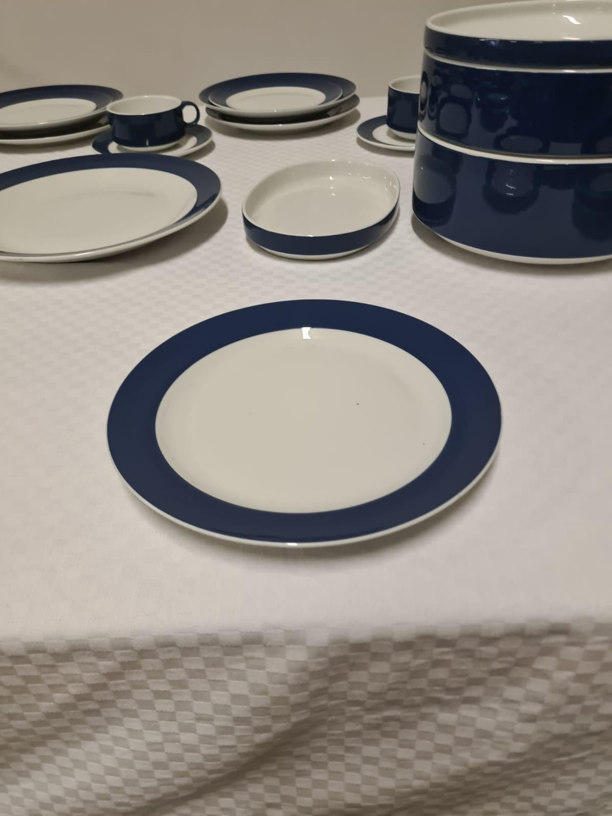 Servicio de columna 61 piezas de Giovanni Gariboldi para Richard Ginori en venta 2