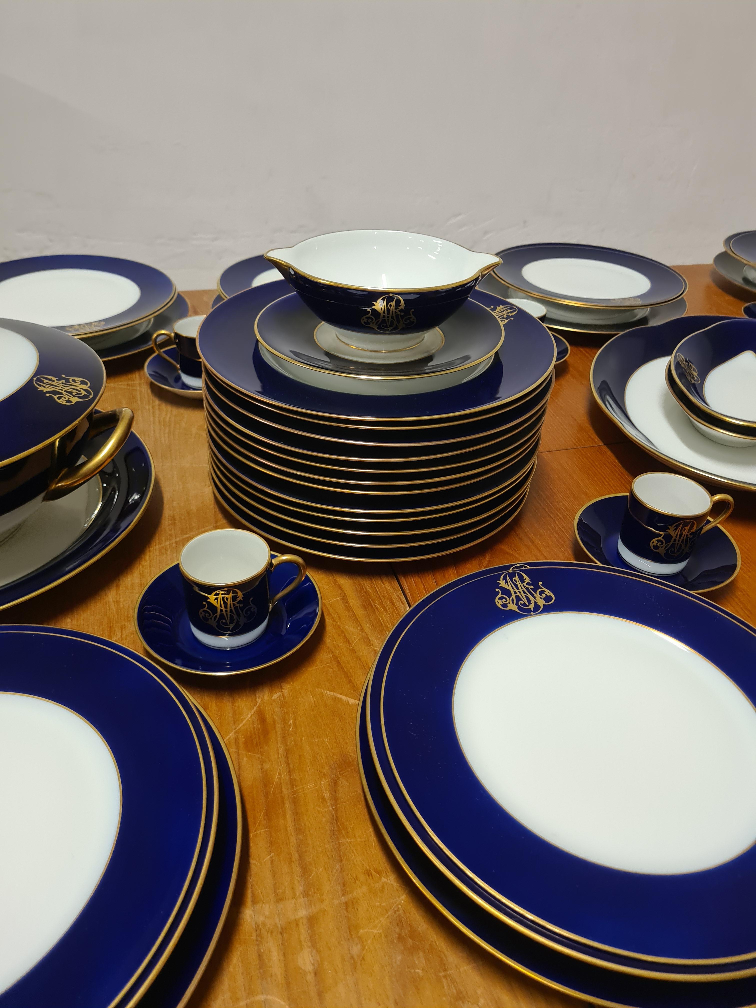 12-person service Cobalt blue by Rocal Limoges, 68 pieces For Sale 4