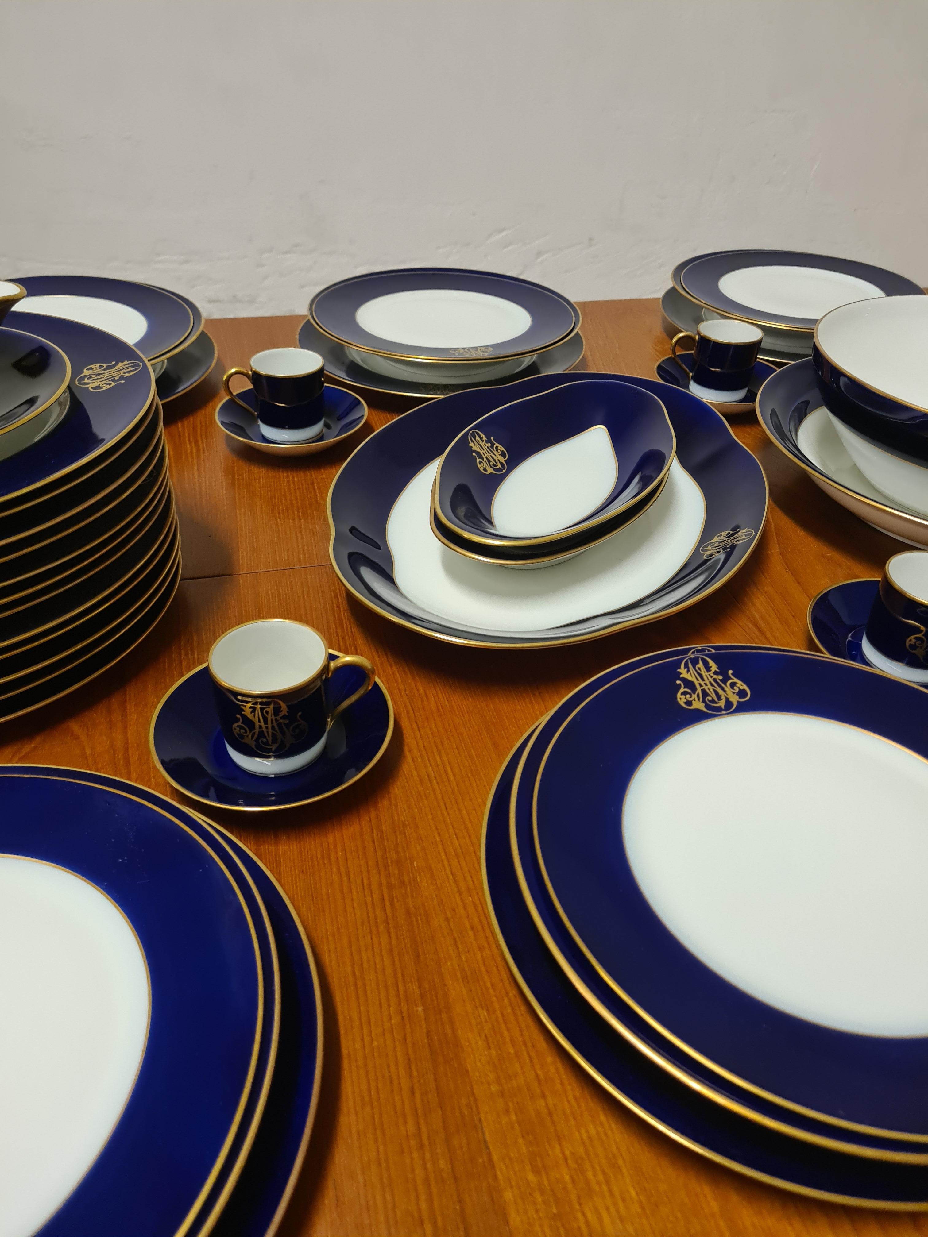12-person service Cobalt blue by Rocal Limoges, 68 pieces For Sale 3