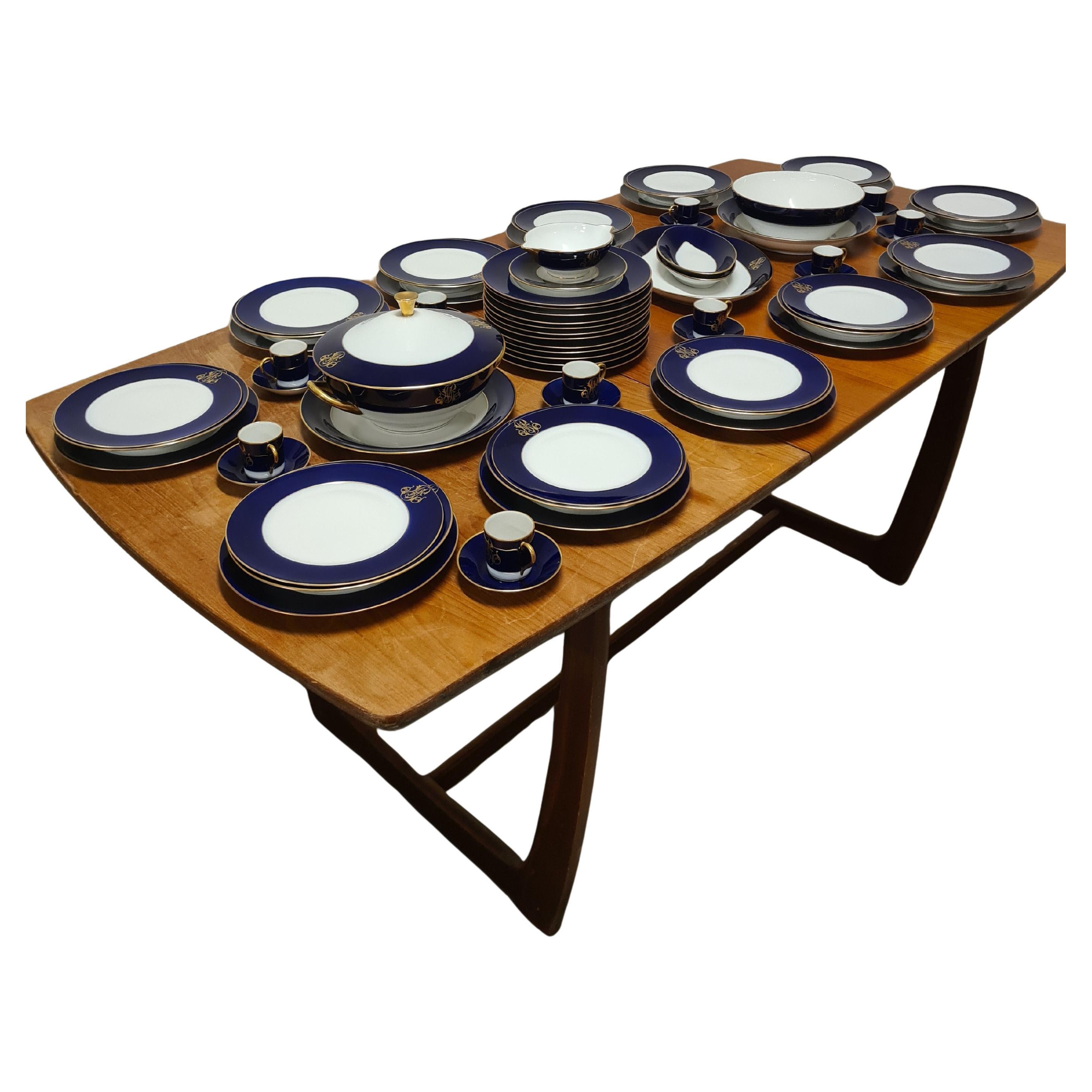 12-person service Cobalt blue by Rocal Limoges, 68 pieces For Sale