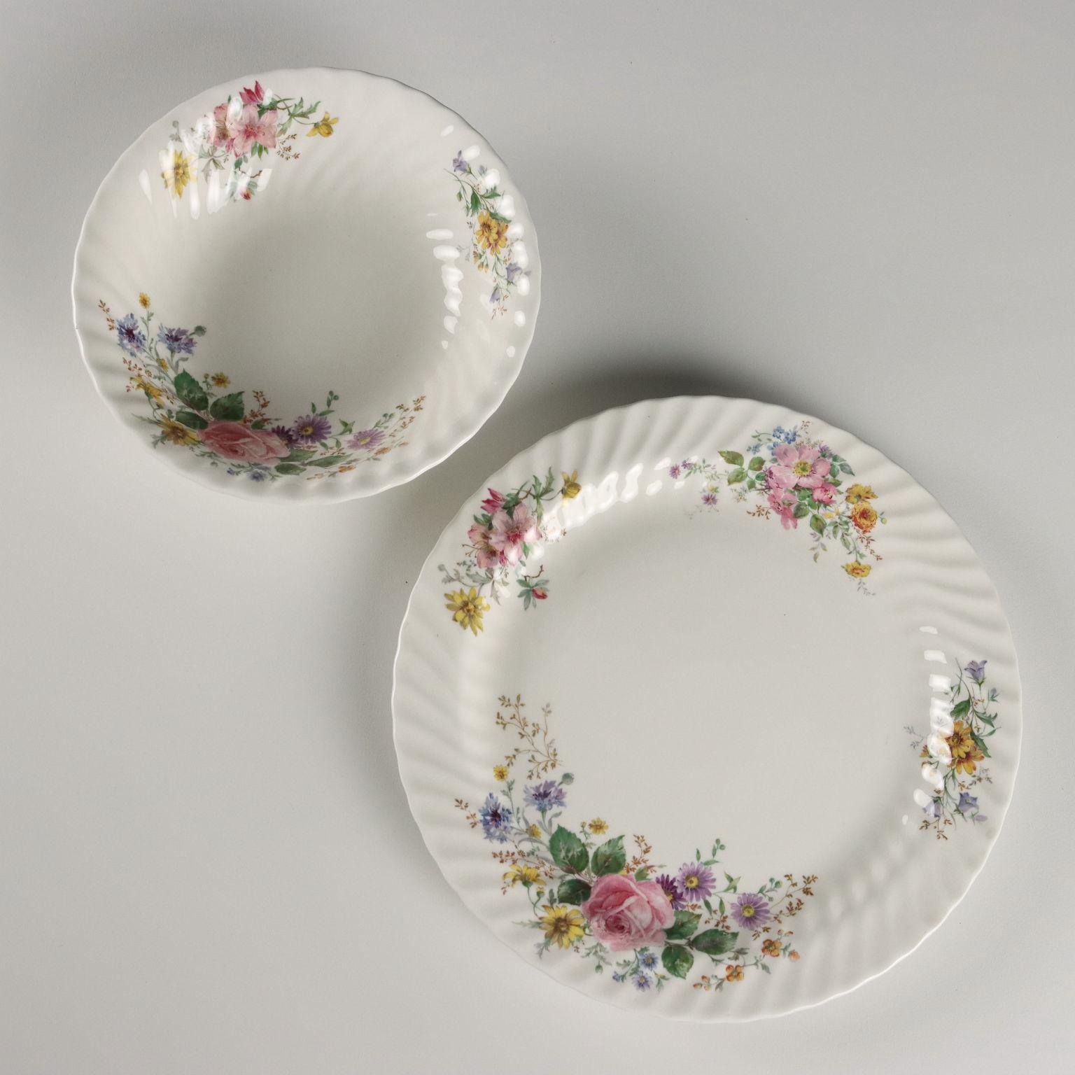 Porcellana Servizio di Piatti 