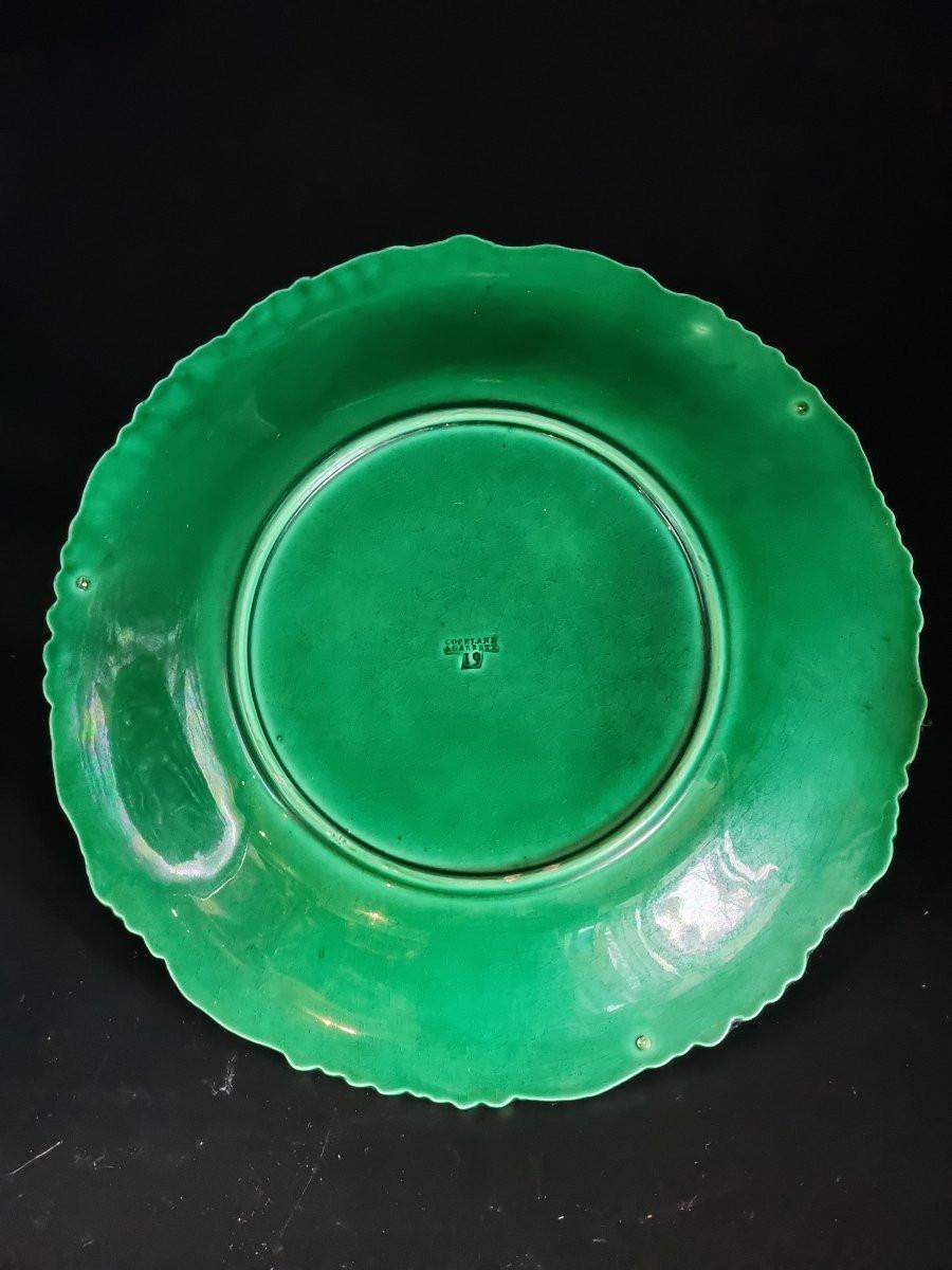 Louis Philippe Copeland & Garrett green faience plate service, England, 19th century For Sale