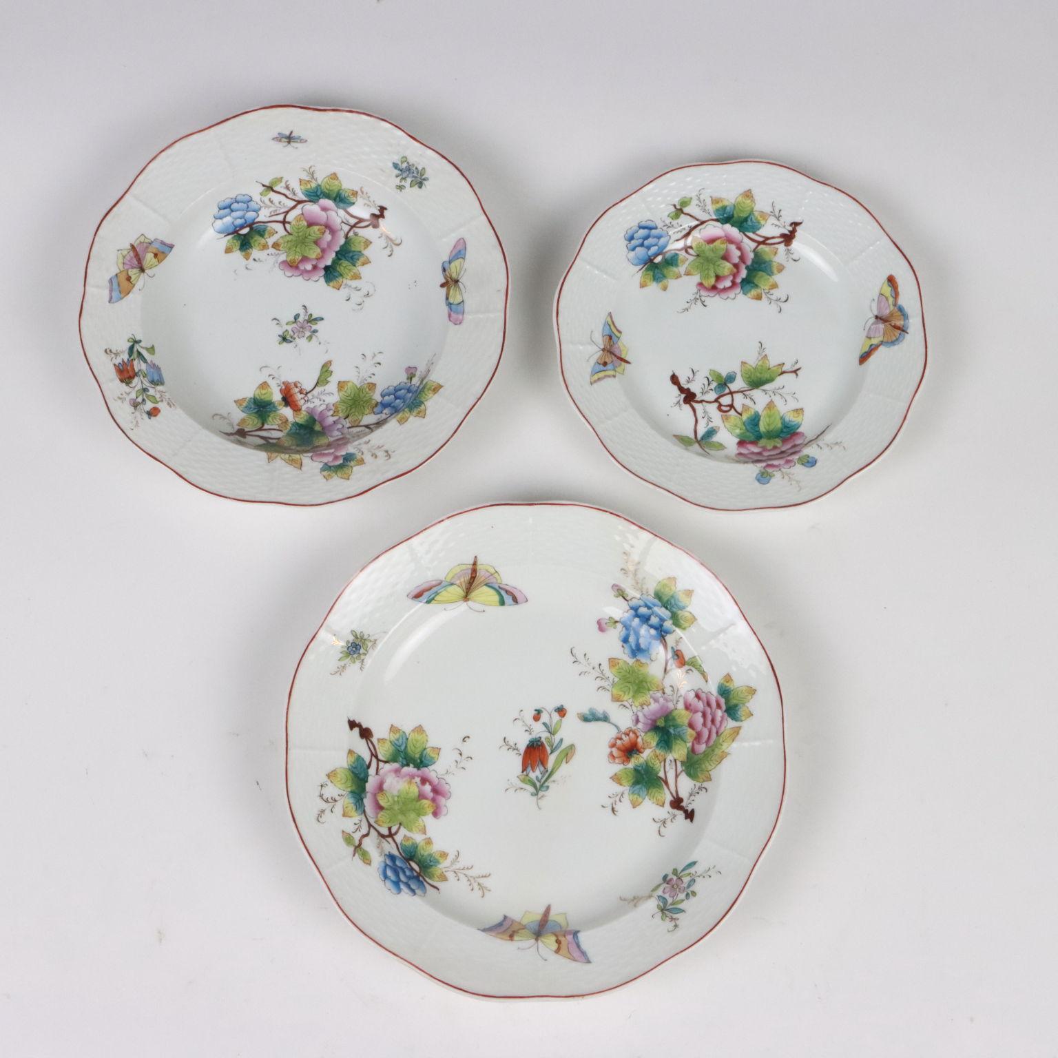 Queen Victoria Porcelain Dinnerware Herend Manufacture Hungary XXse 5