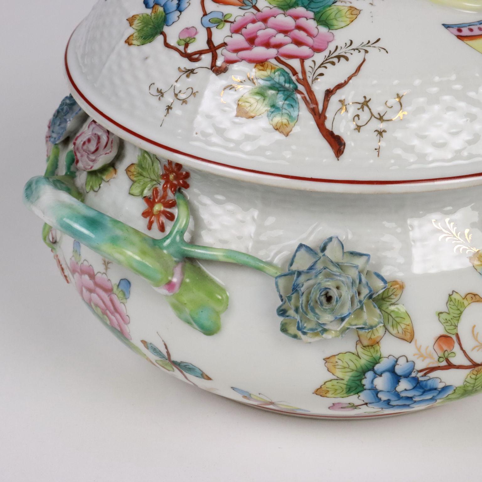 Queen Victoria Porcelain Dinnerware Herend Manufacture Hungary XXse 1