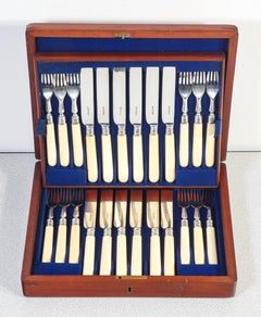 Servizio di posate da dolce en argento sterling H. WILKINSON, 24 pz. 1872