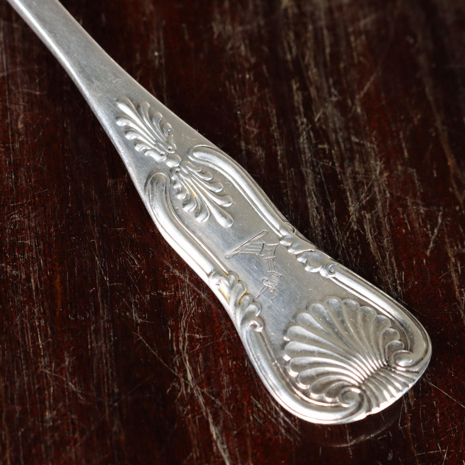 English Cutlery Service with Cabinet England Late 19th Century For Sale 2