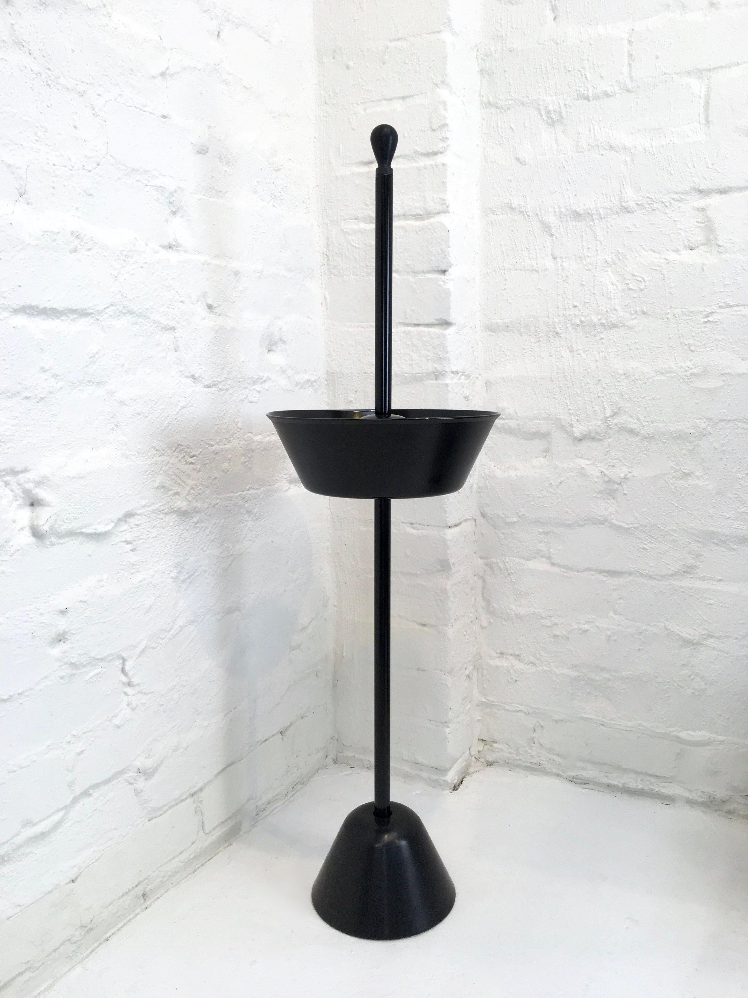 Style international Servomuto 'Servofuma' Smoker's Stand by Achille Castiglioni for Zanotta 1961 en vente