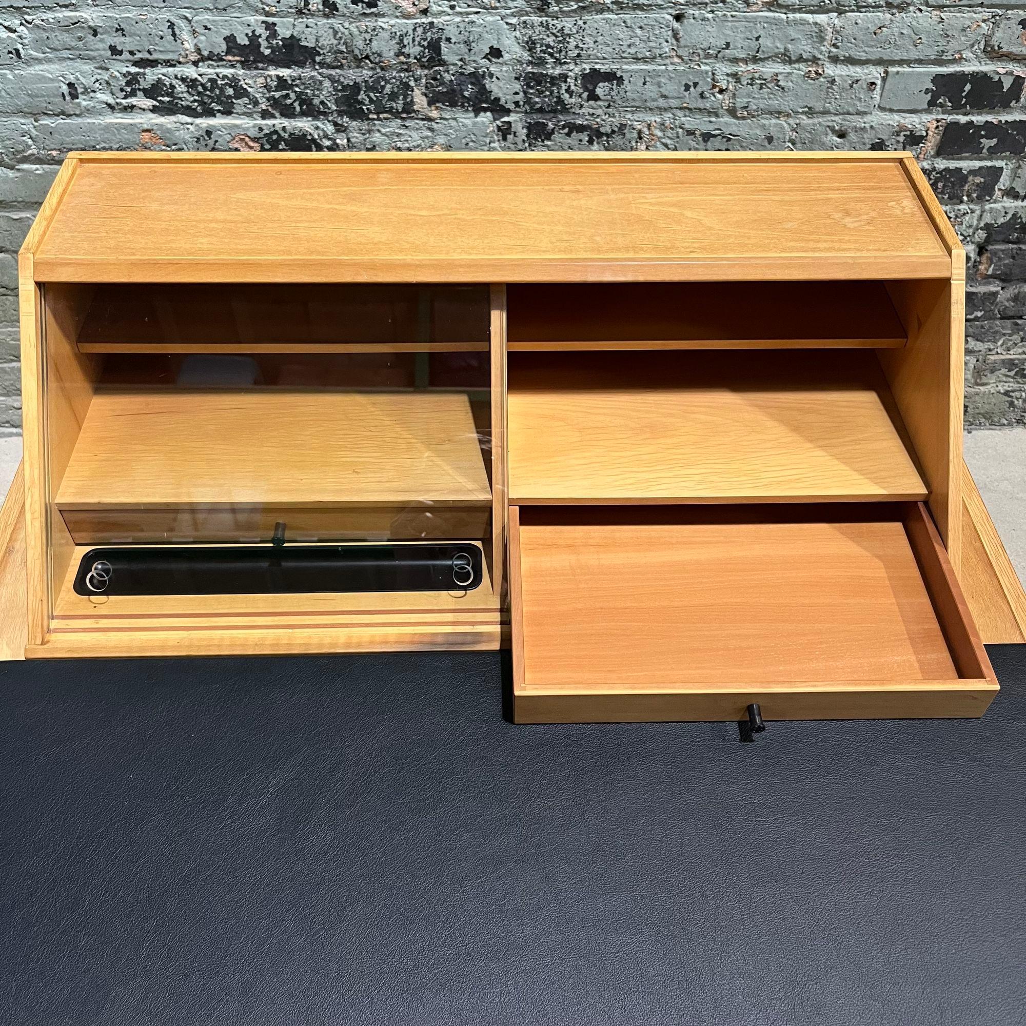 Sesamo 841 Desk by Frattini for Bernini, Italy 1980 2