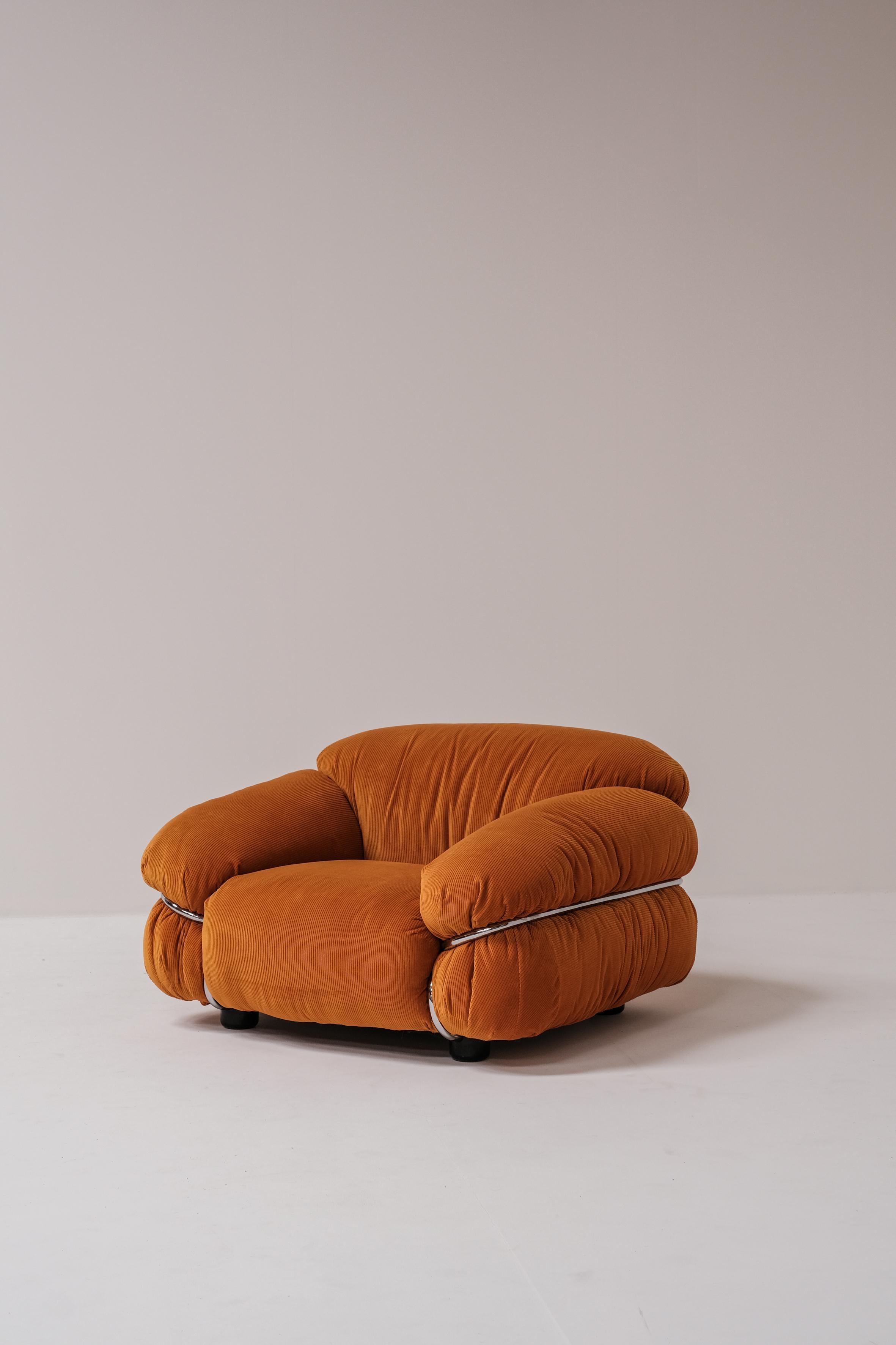 This vintage sesann sofa designed by Gianfranco Frattini has been reulpholstered with a high quality orange corduroy velvet. 

There is also a 2 seater available in the same fabric, please check out the other advertisement if interested. 

Price