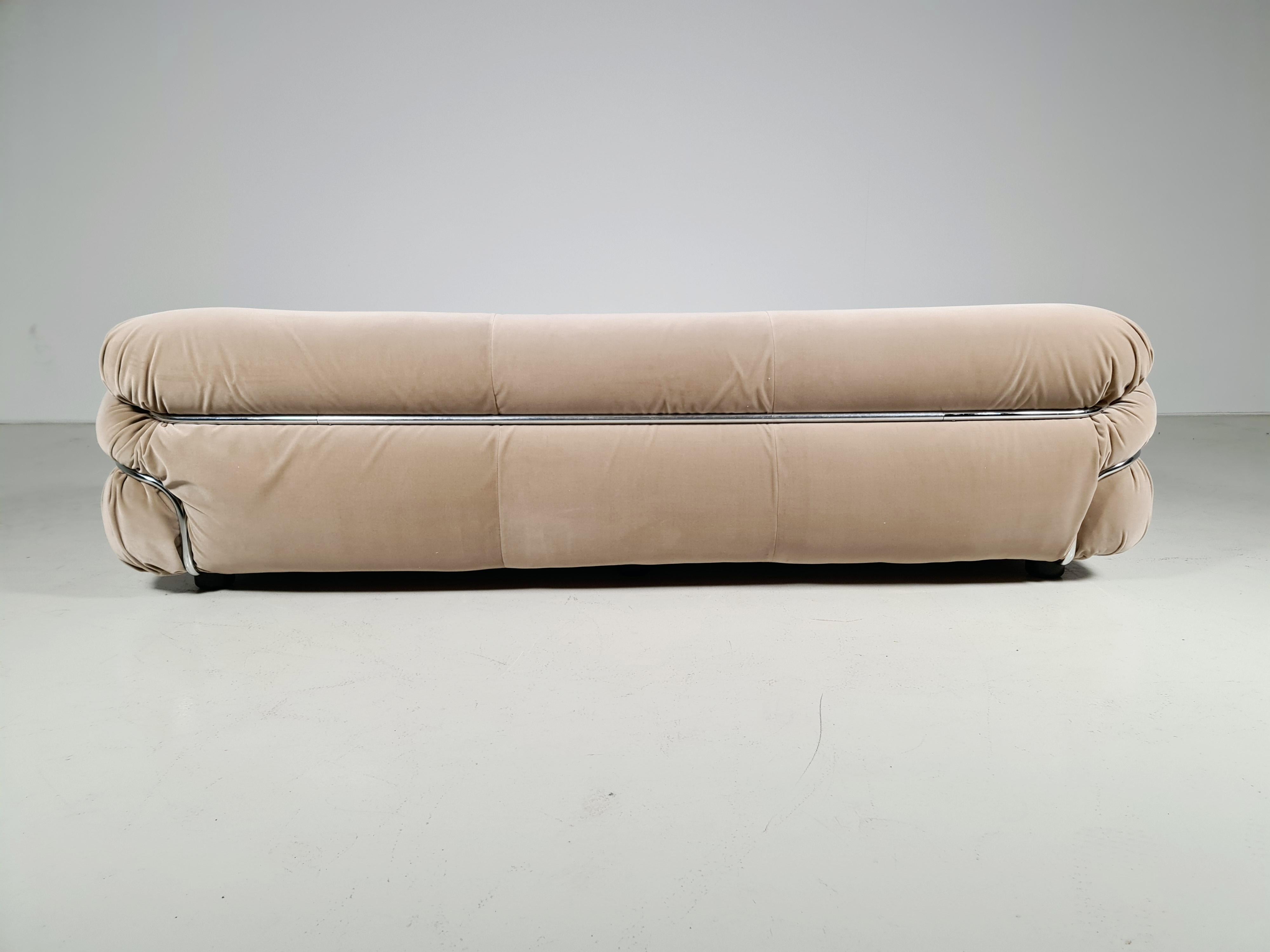 Mid-Century Modern Sesann 3-Seater Sofa by Gianfranco Frattini for Cassina, 1970s